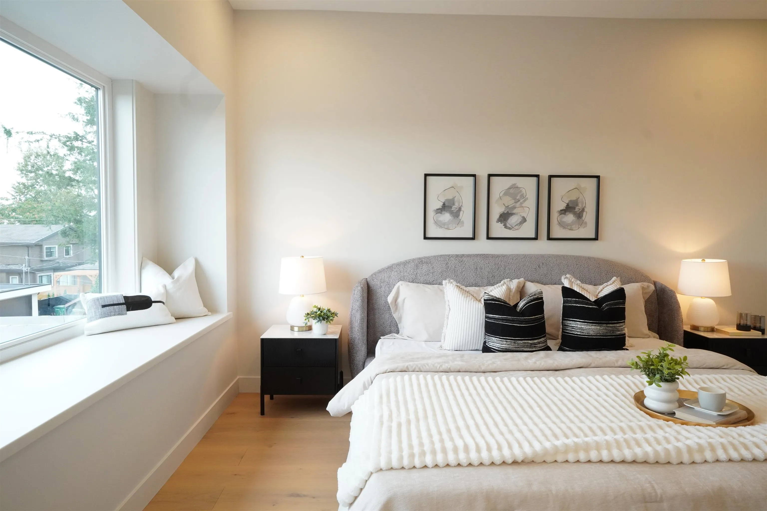 6250 Kitchener Street