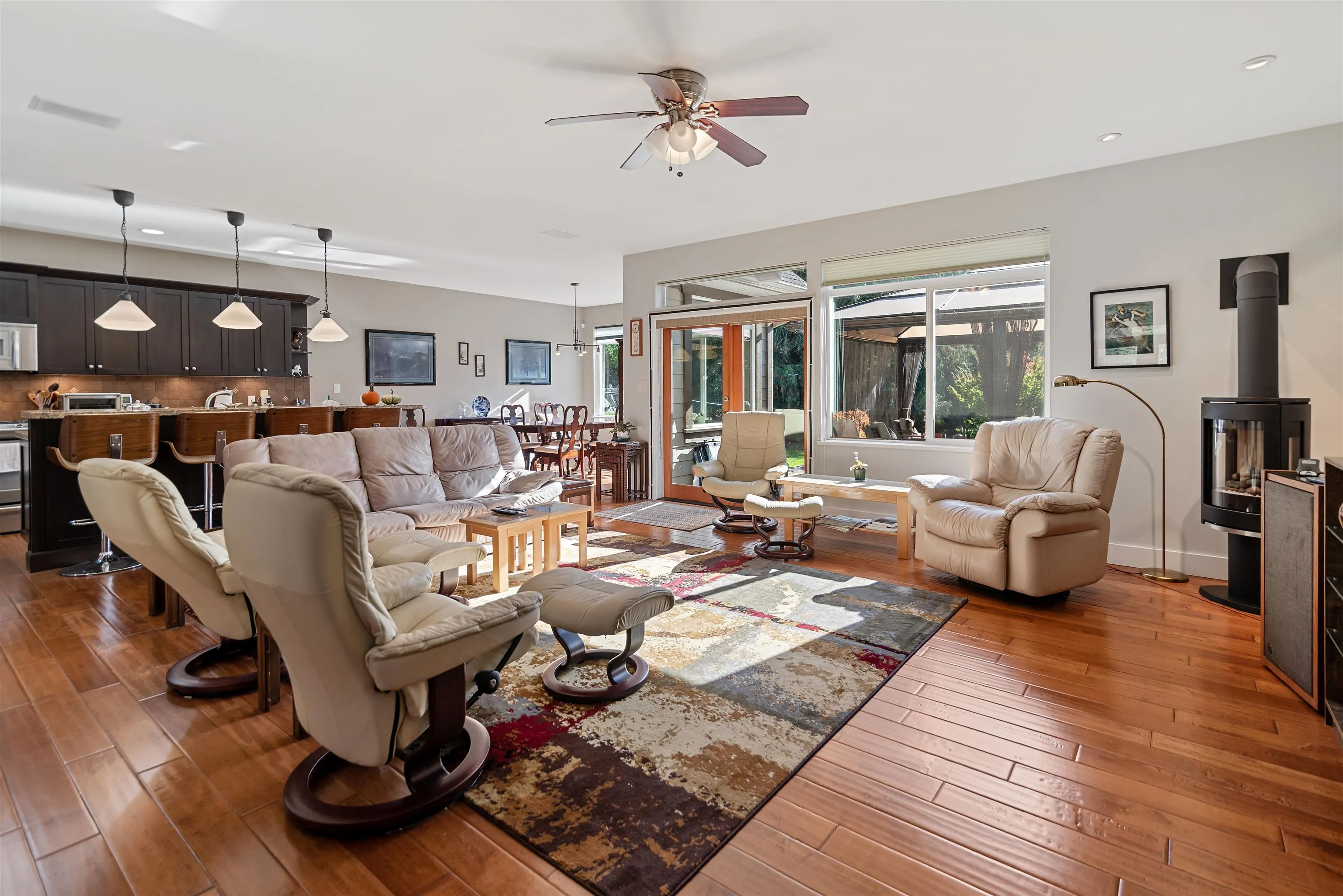 5005 Bay Road