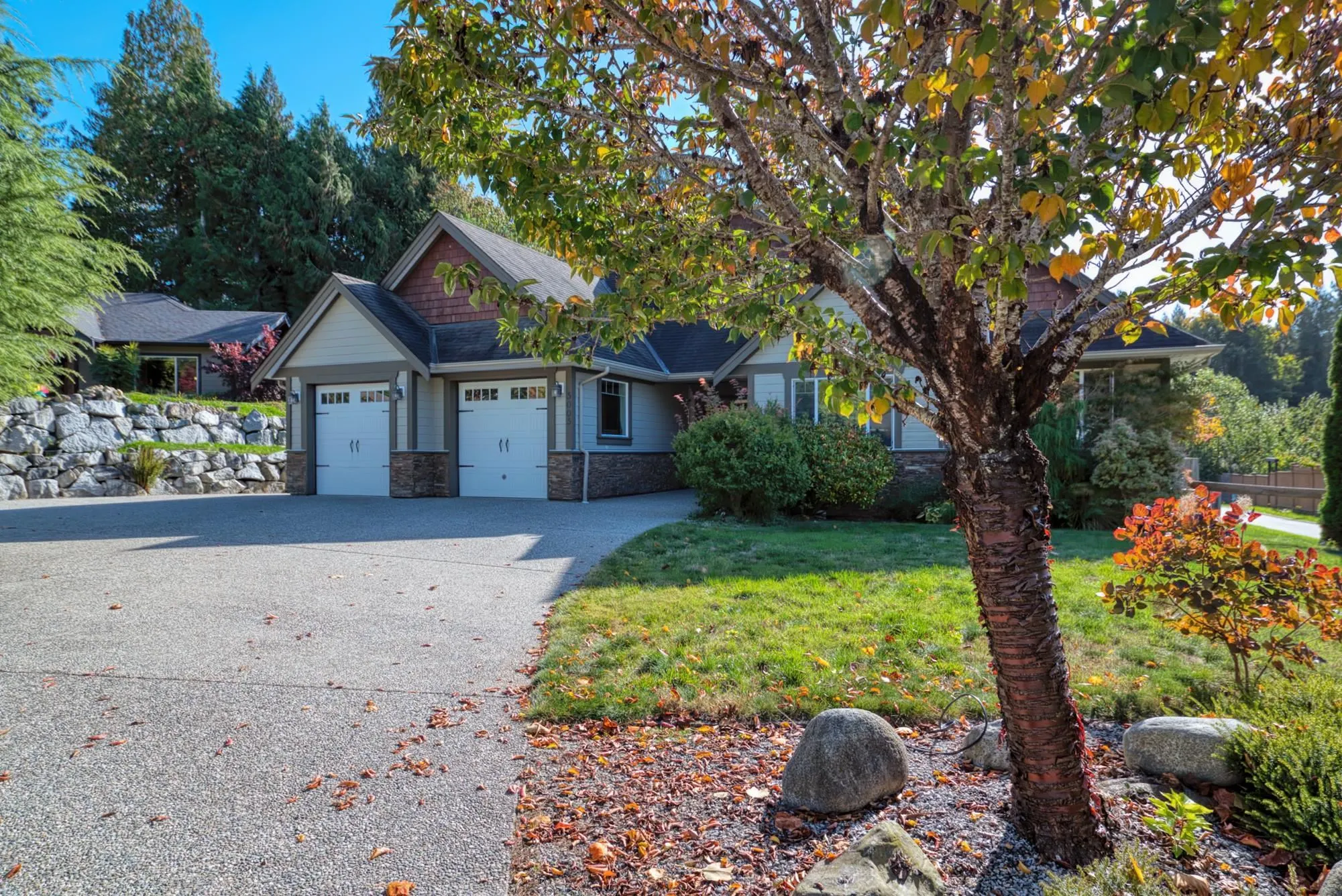 5005 Bay Road