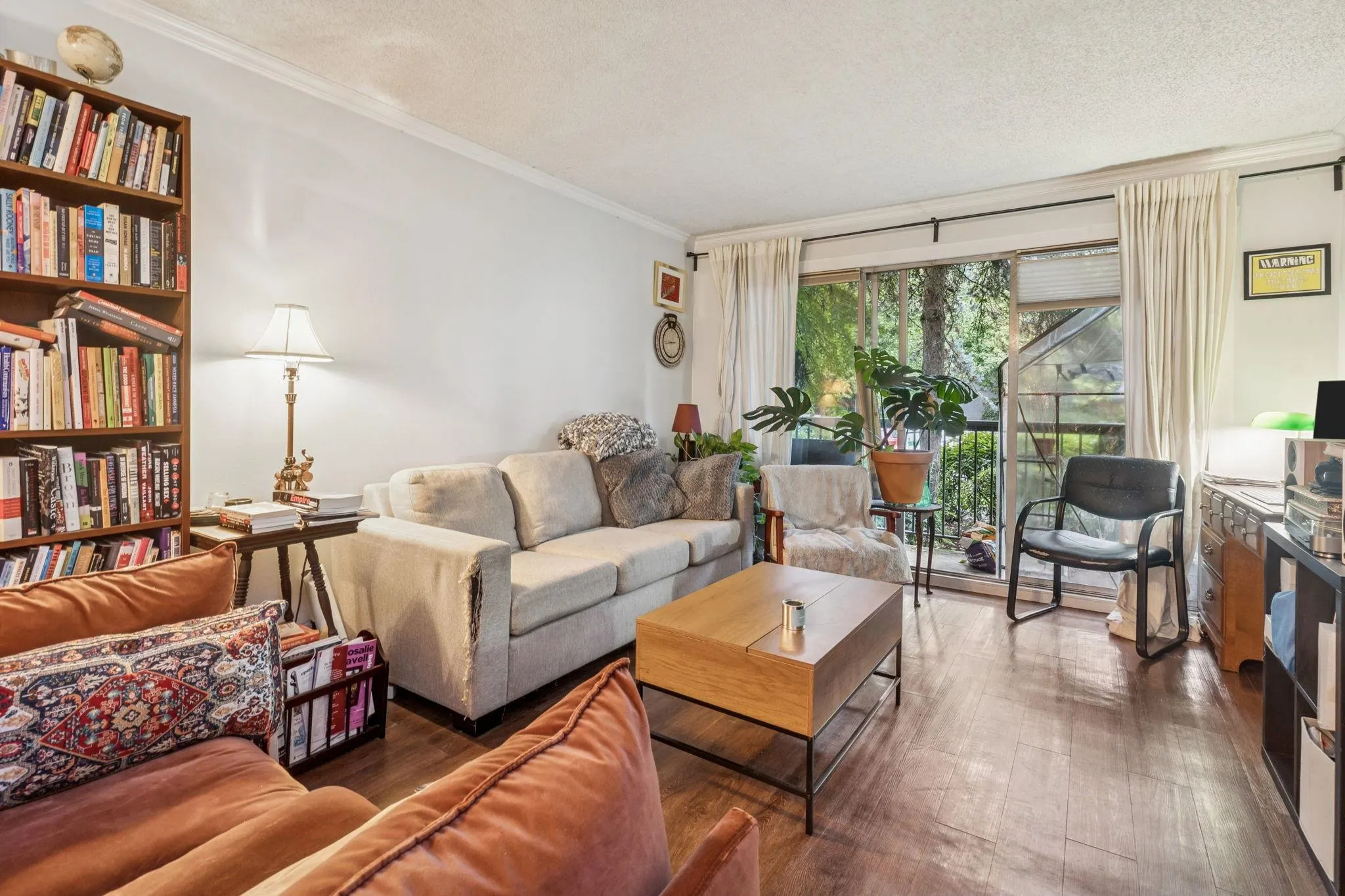 302 428 Agnes Street