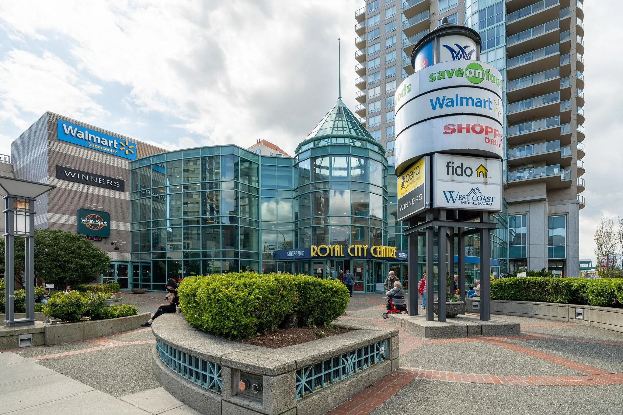 302 428 Agnes Street