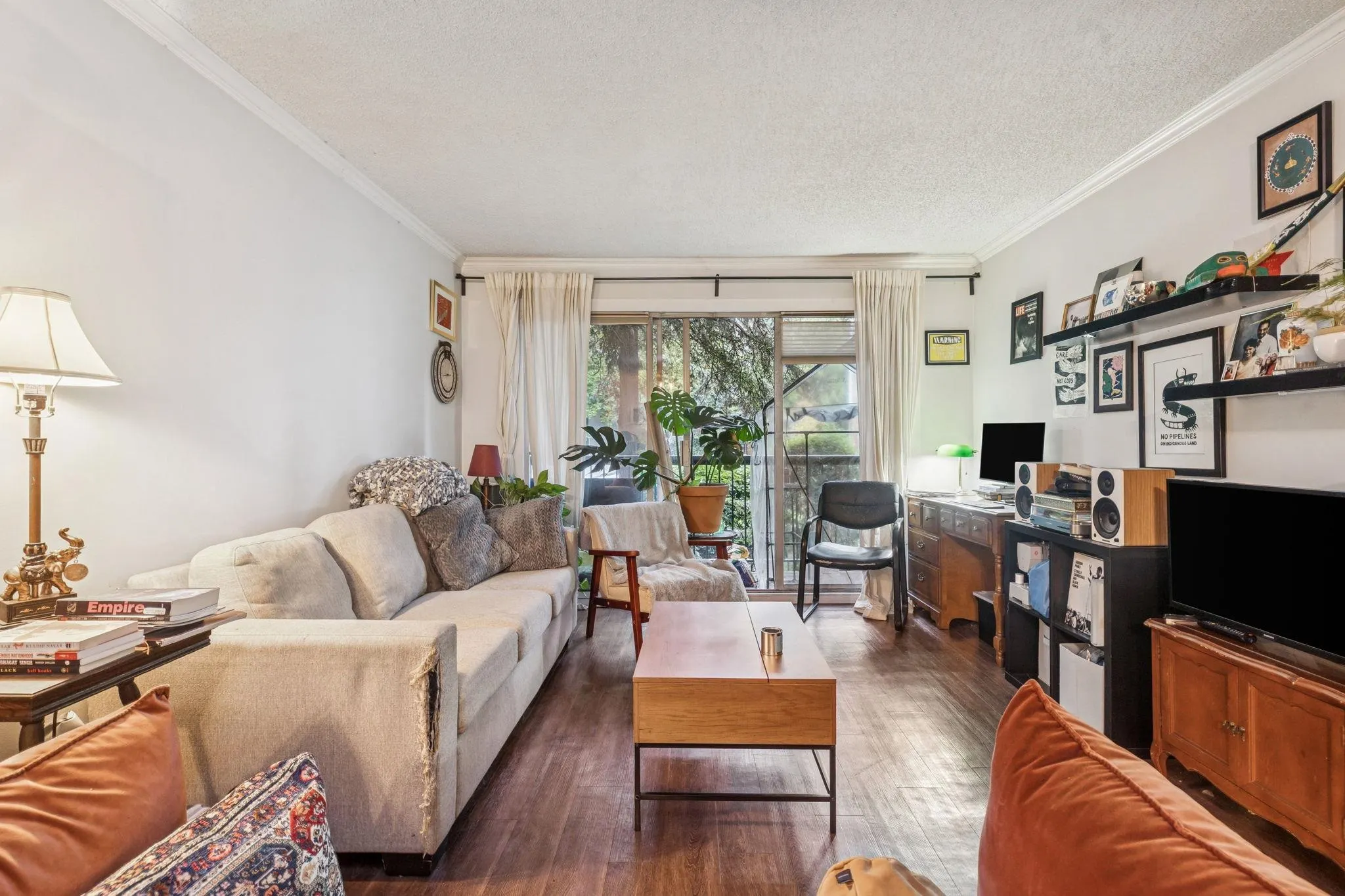 302 428 Agnes Street