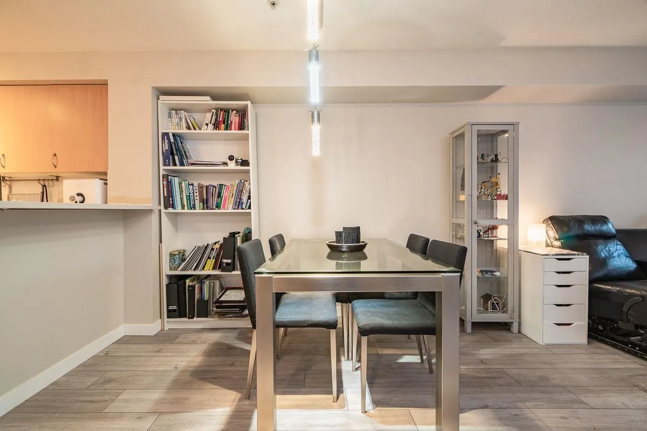 116 9283 Government Street