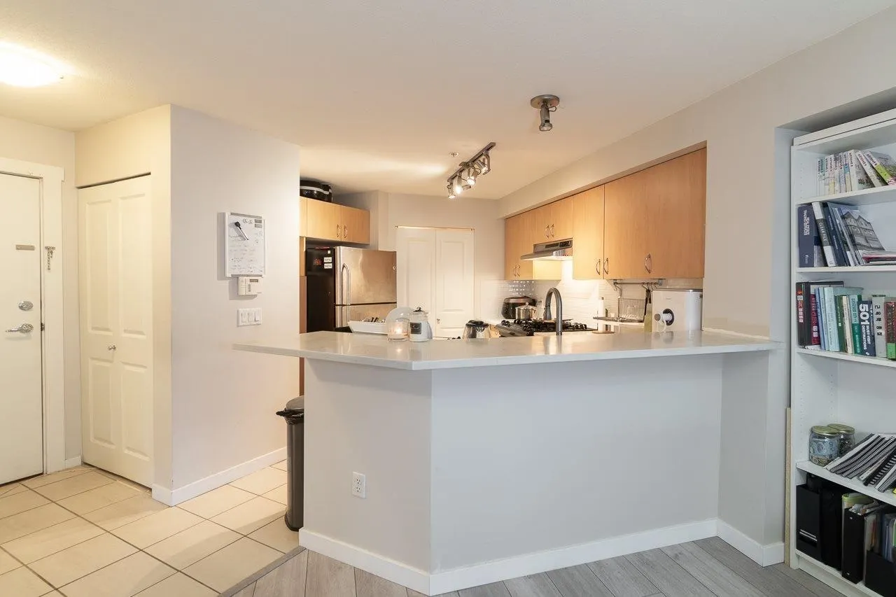 116 9283 Government Street