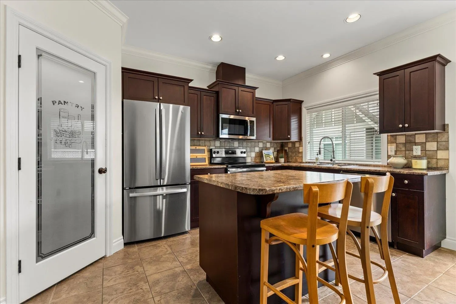 58 6498 Southdowne Place