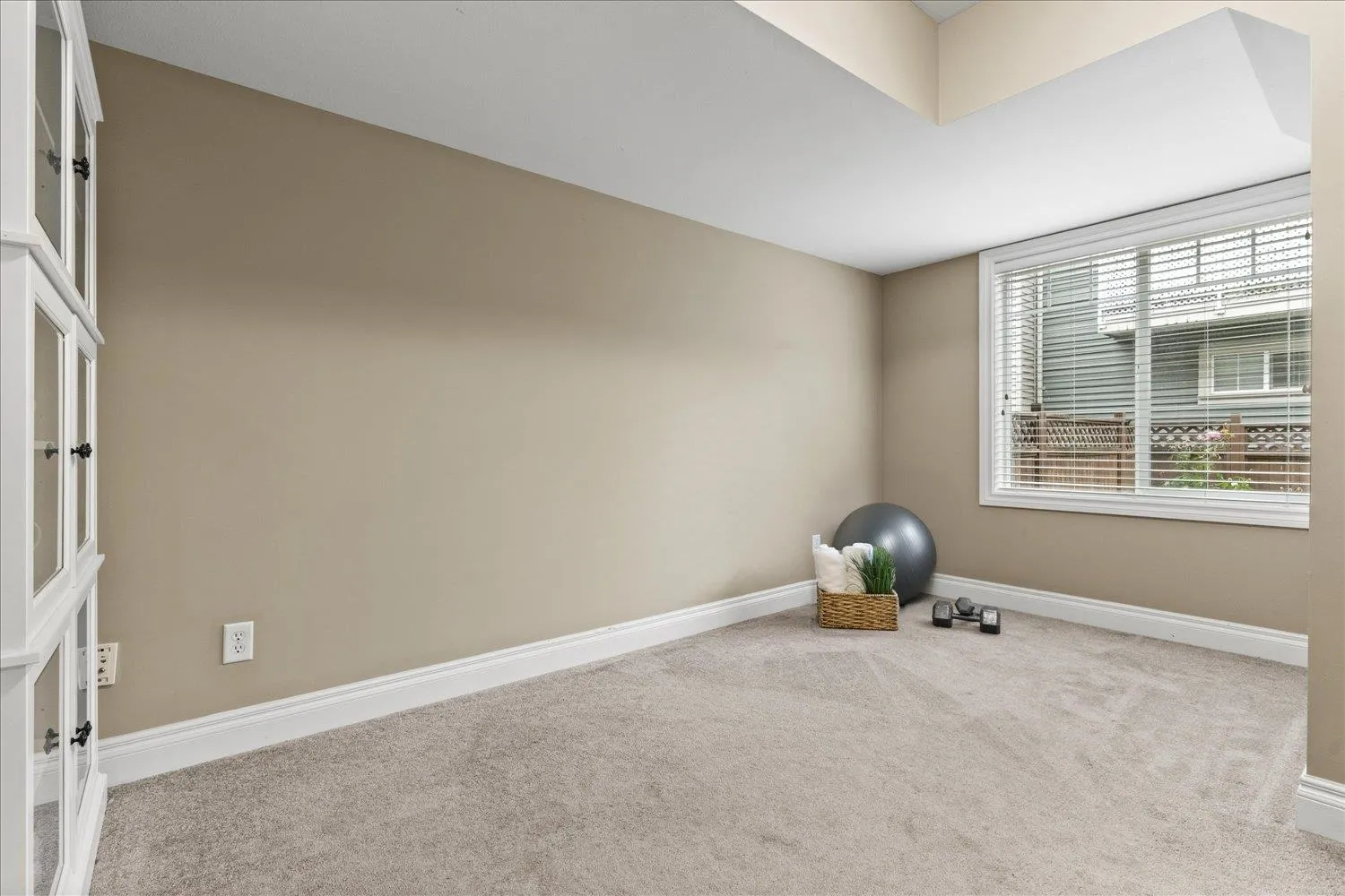 58 6498 Southdowne Place