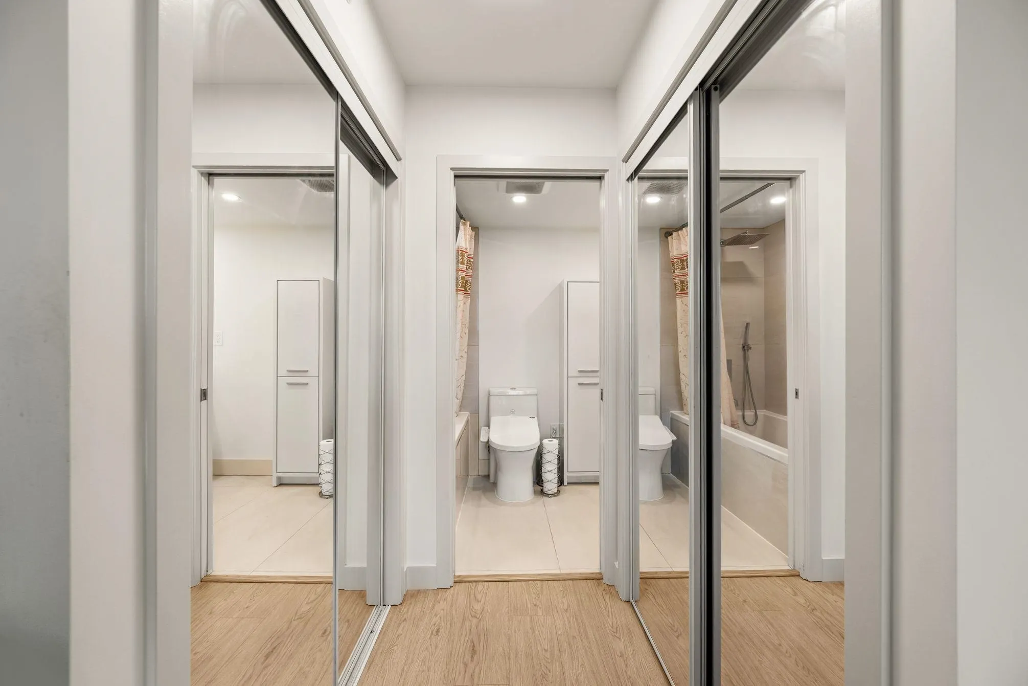 1203 1185 The High Street