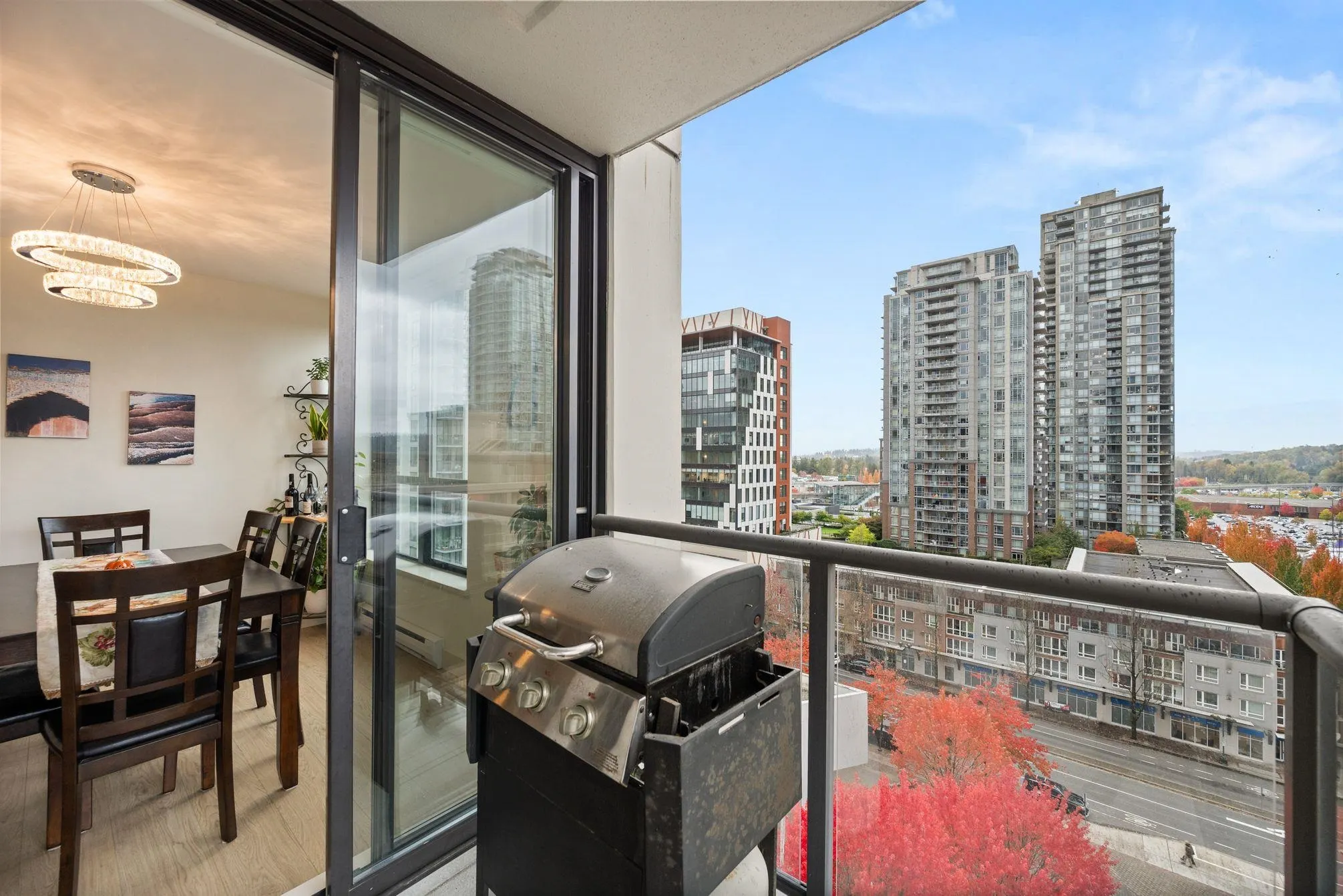 1203 1185 The High Street