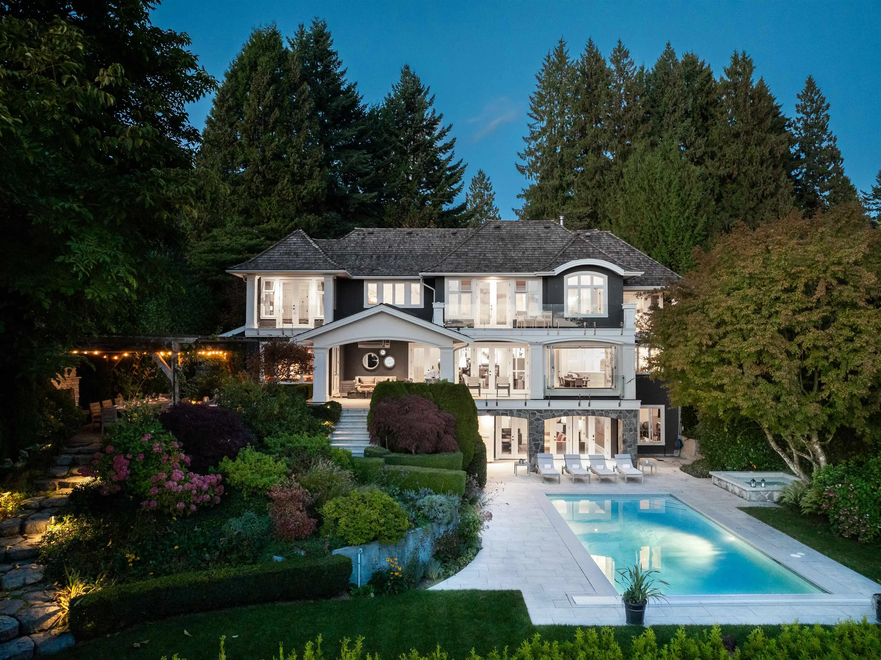 2964 Mathers Crescent