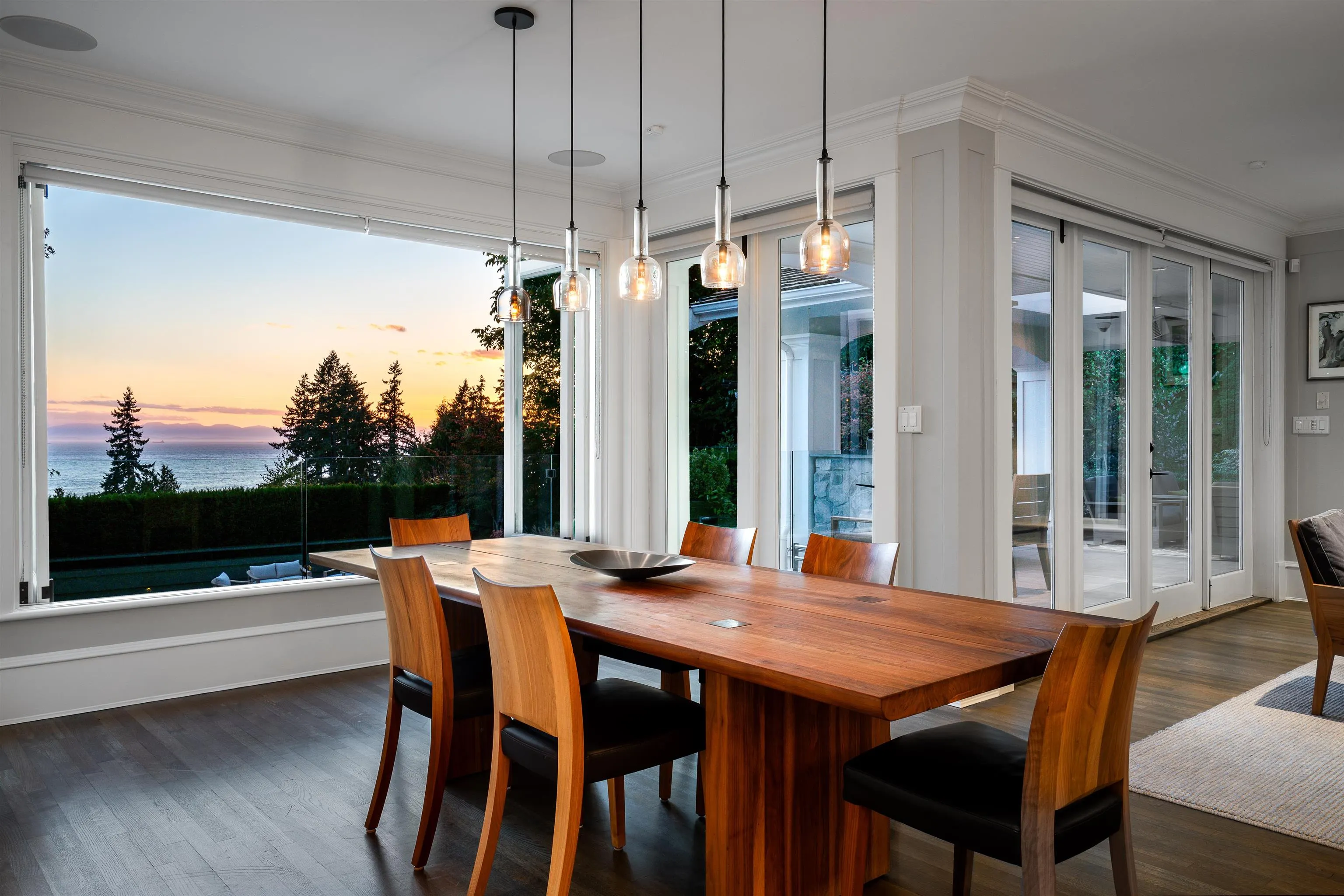 2964 Mathers Crescent