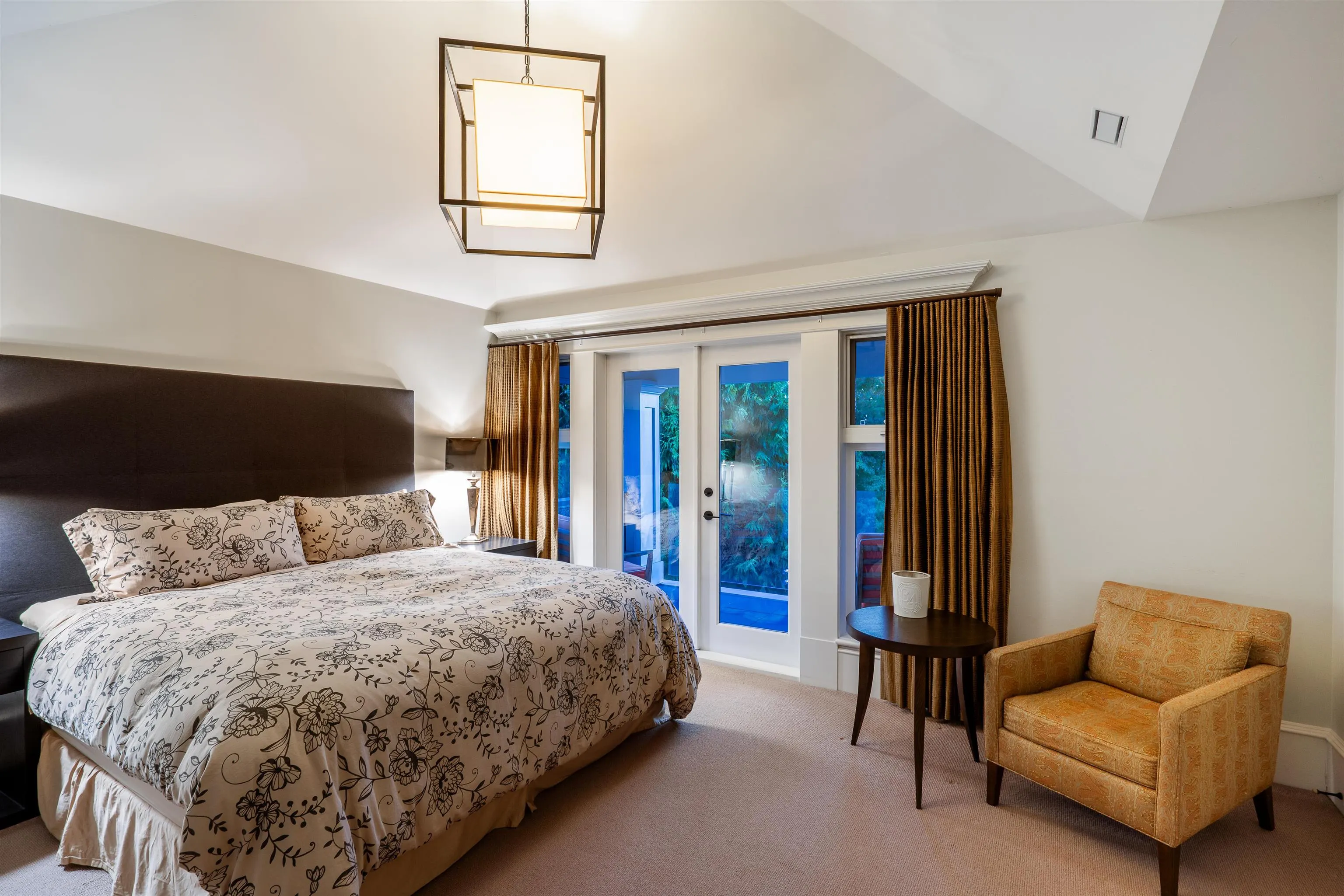 2964 Mathers Crescent