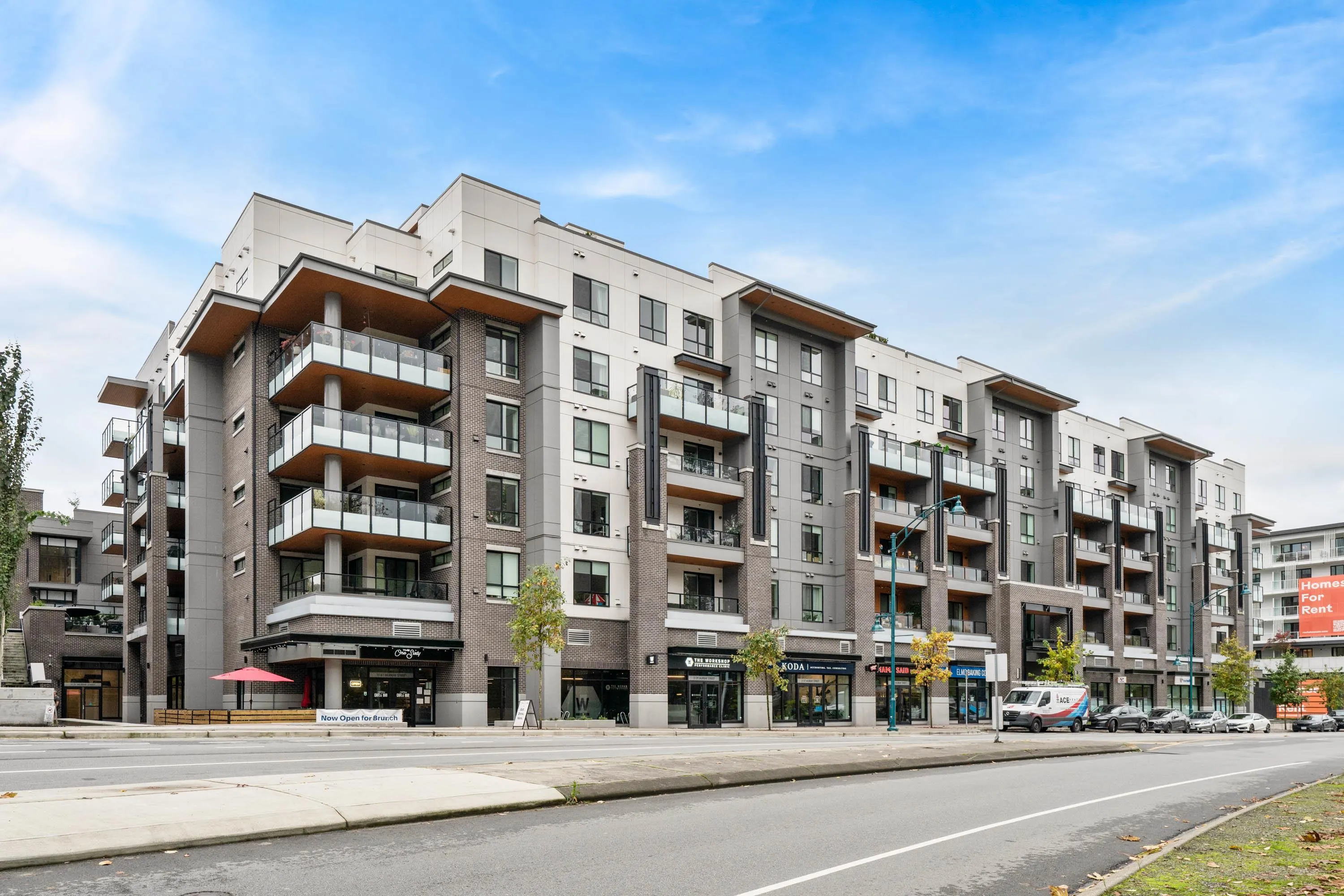 322 3131 Murray Street