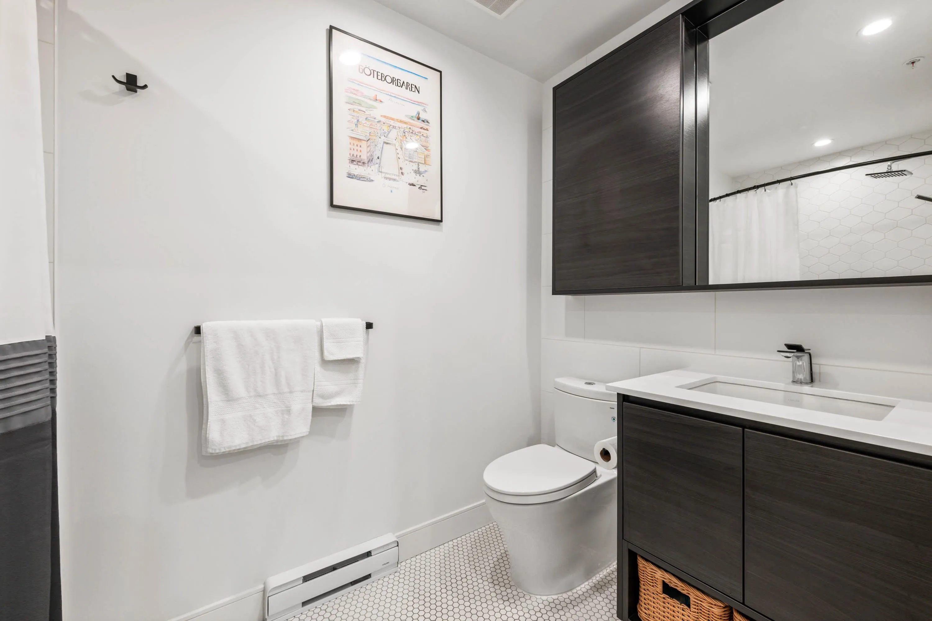 322 3131 Murray Street