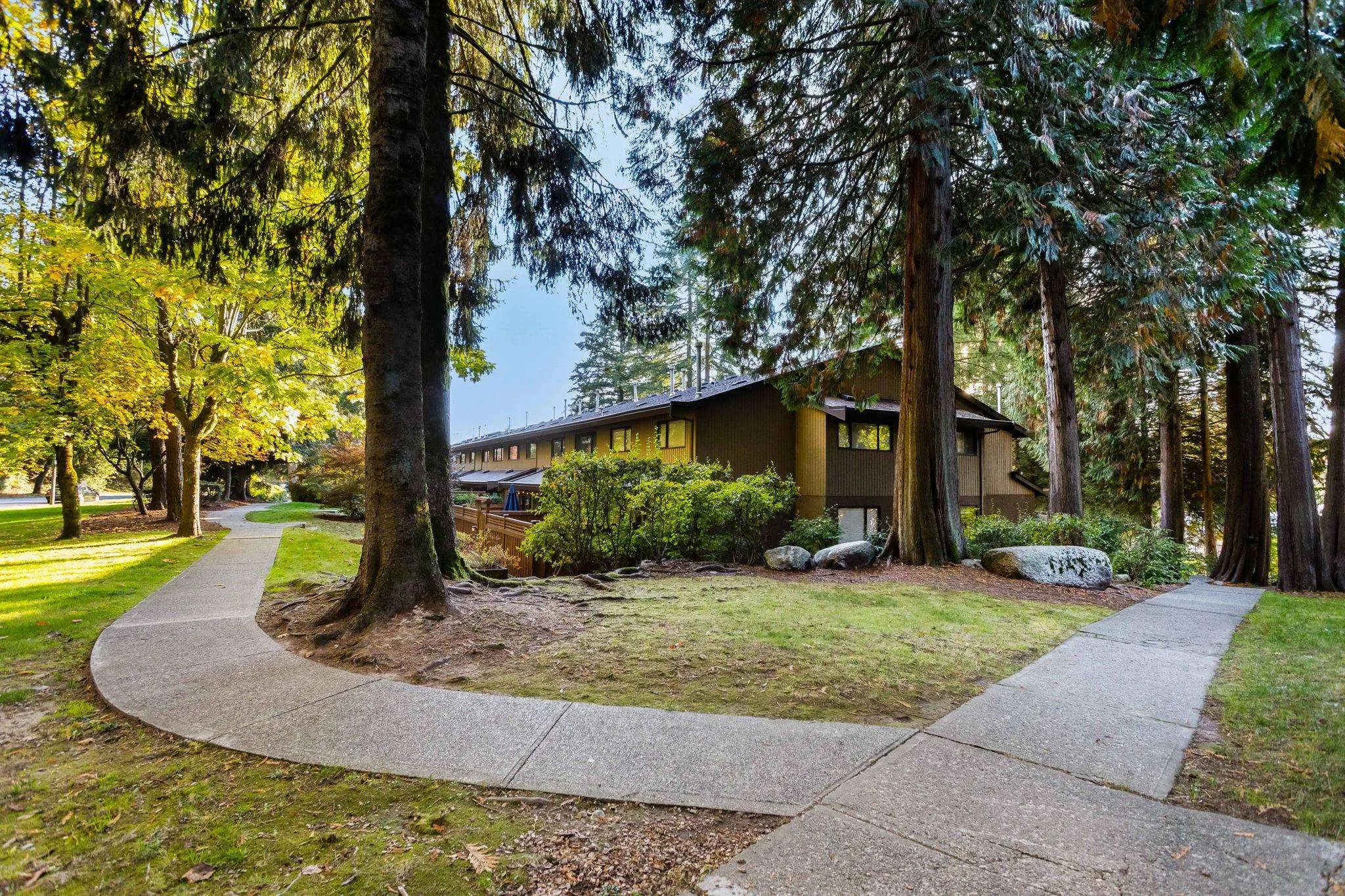 8904 Centaurus Circle