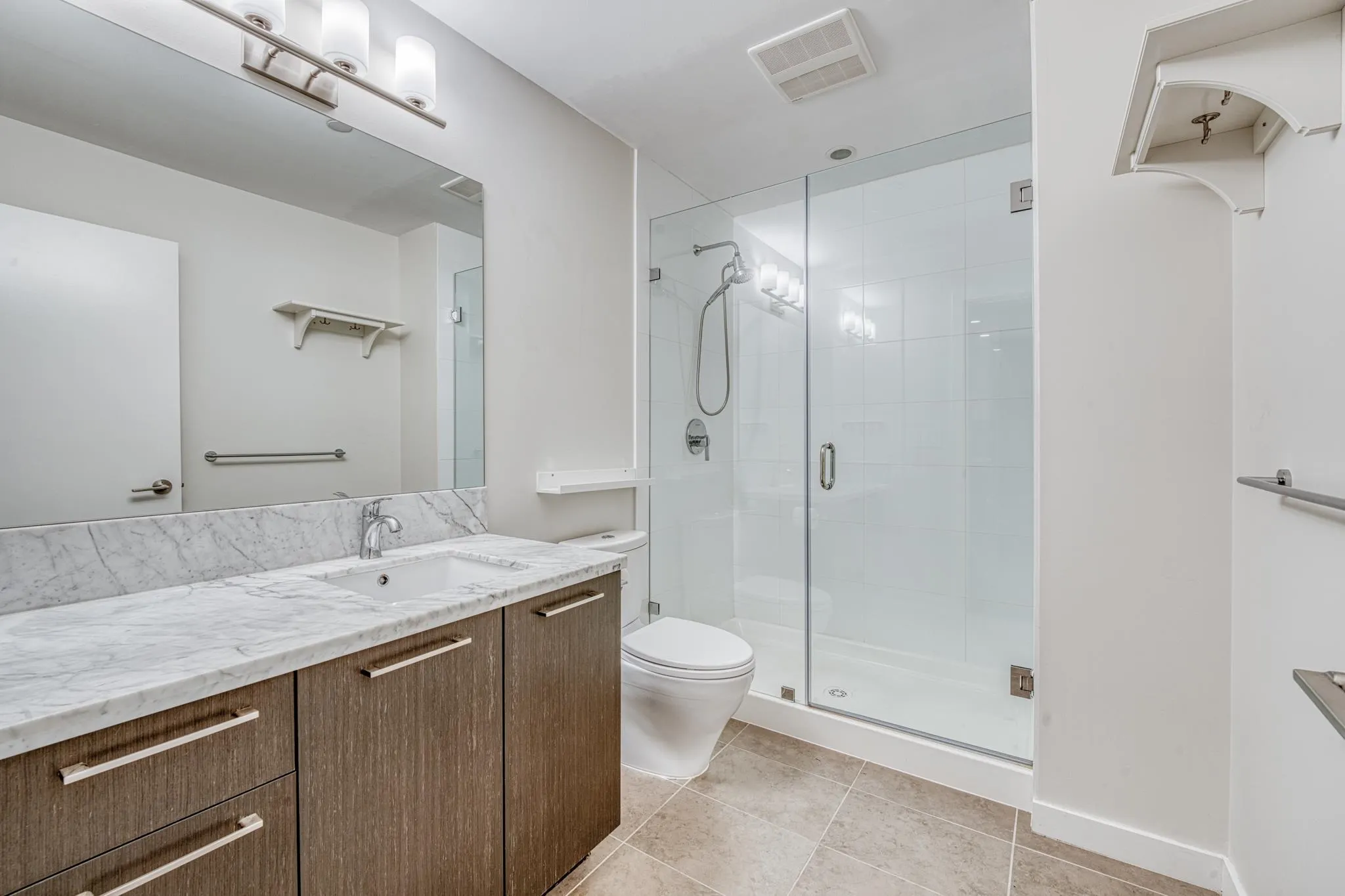 210 7008 River Parkway