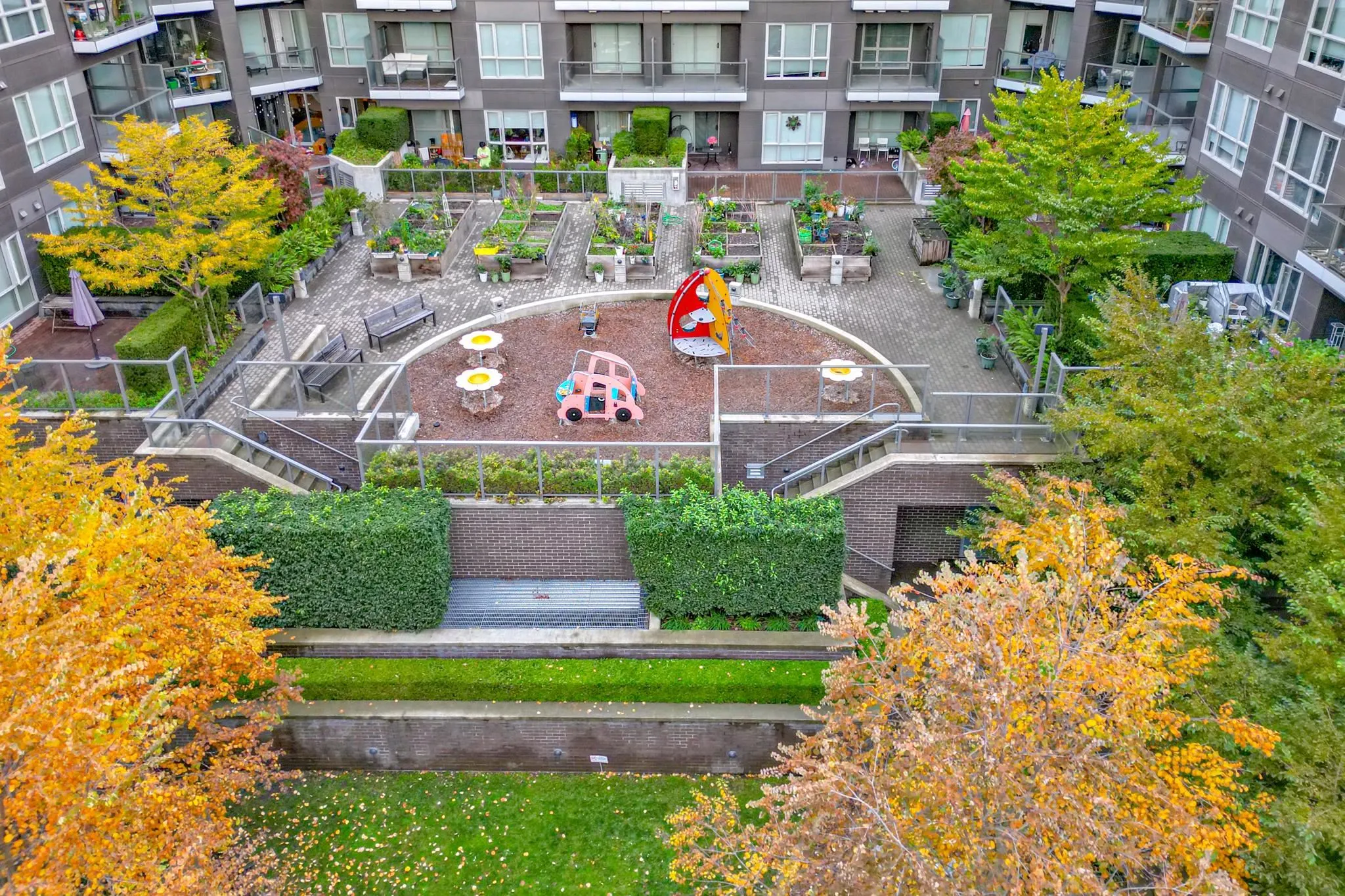 210 7008 River Parkway