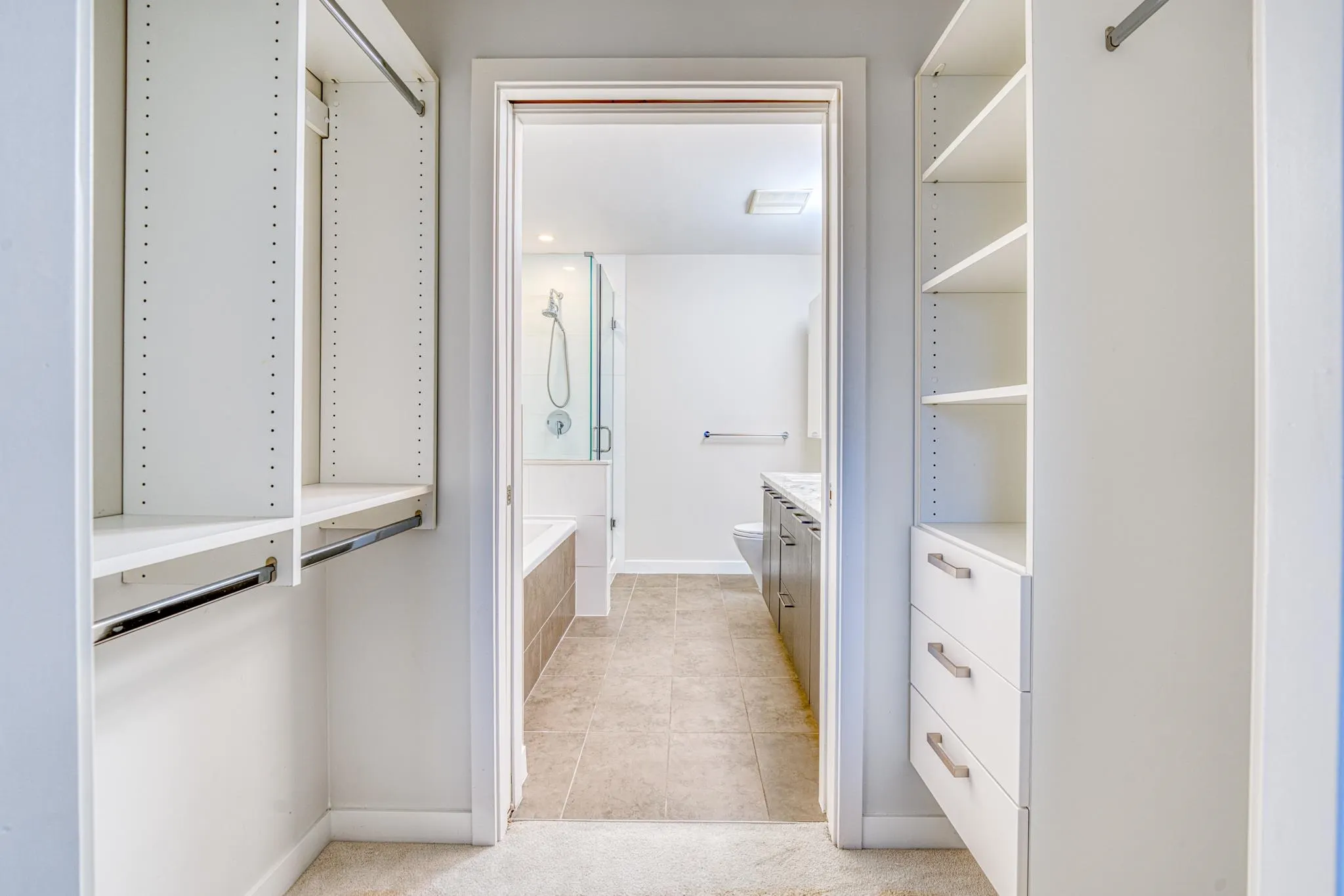 210 7008 River Parkway