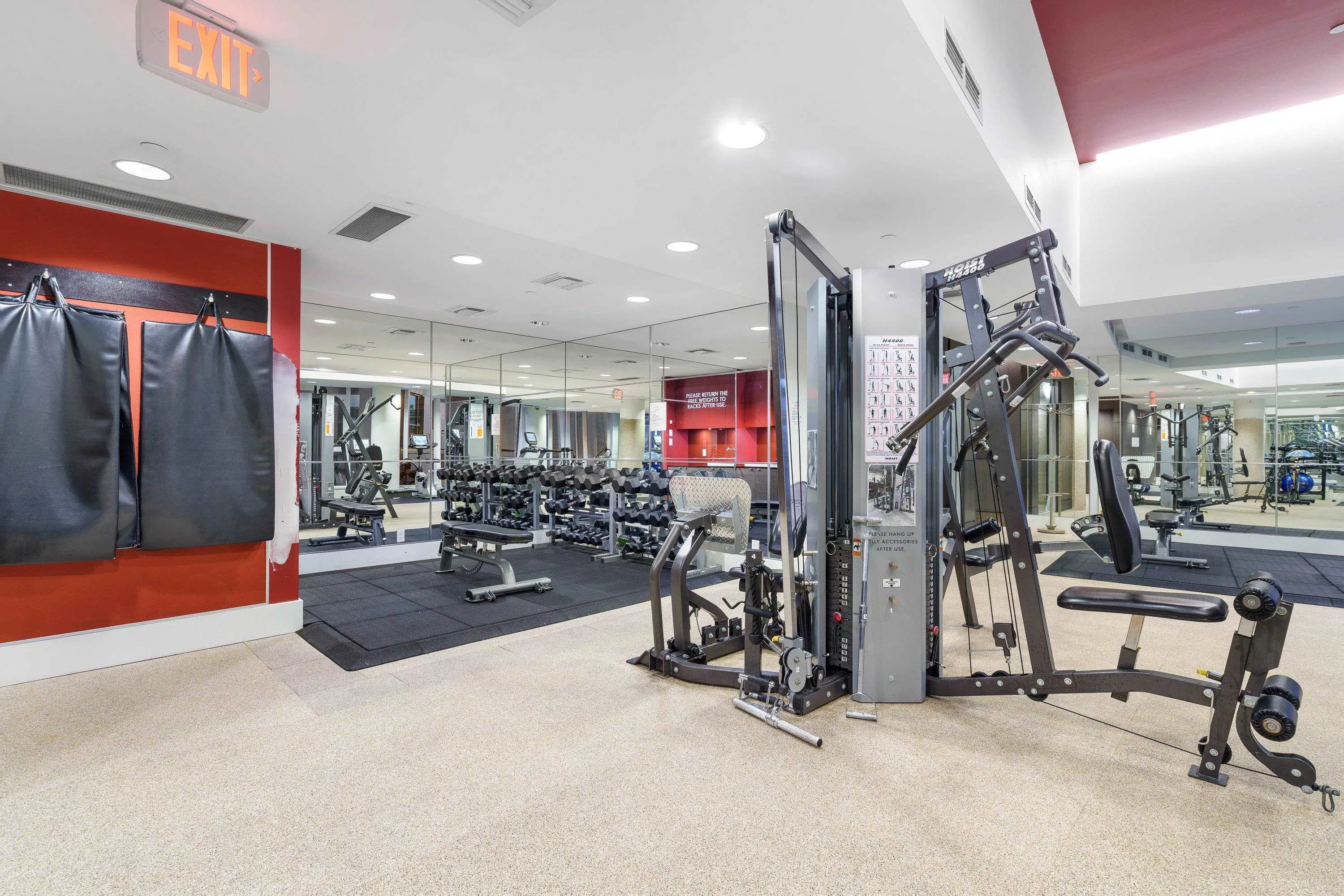 601 1499 W Pender Street