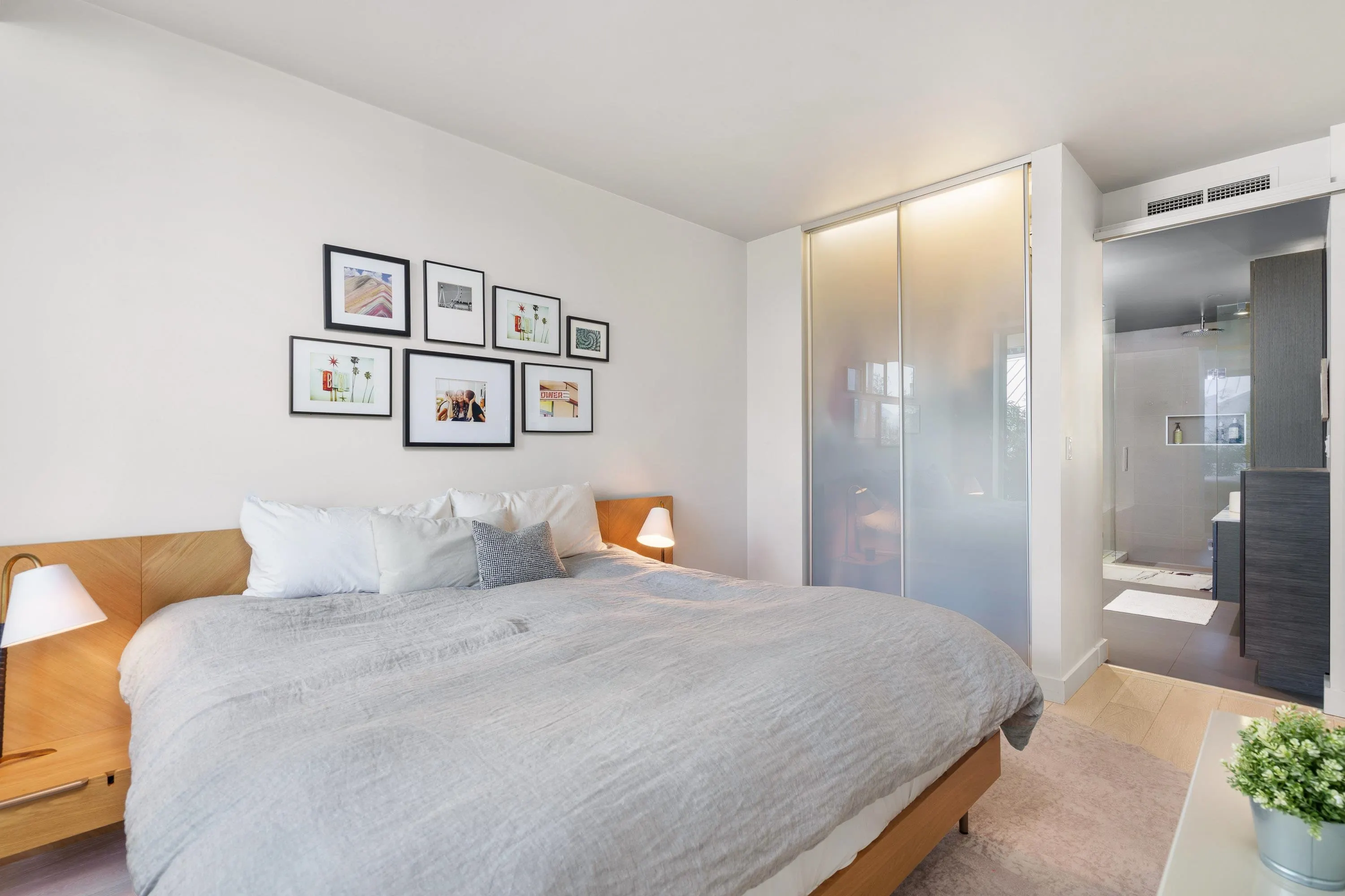 601 1499 W Pender Street