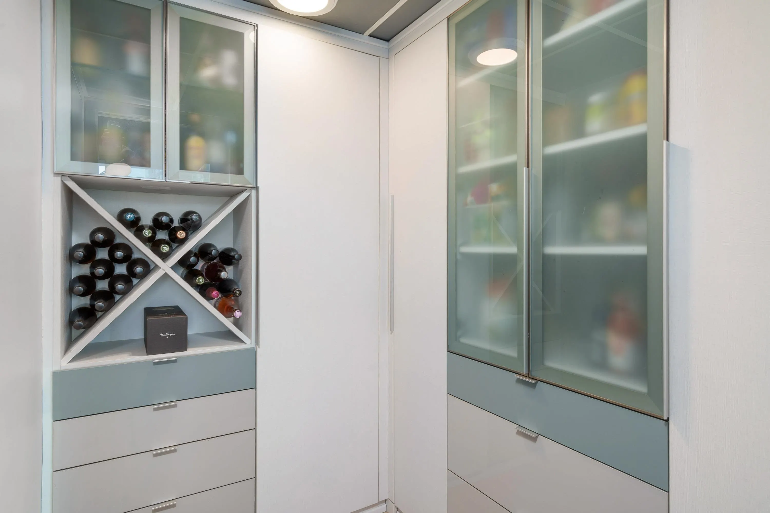 601 1499 W Pender Street