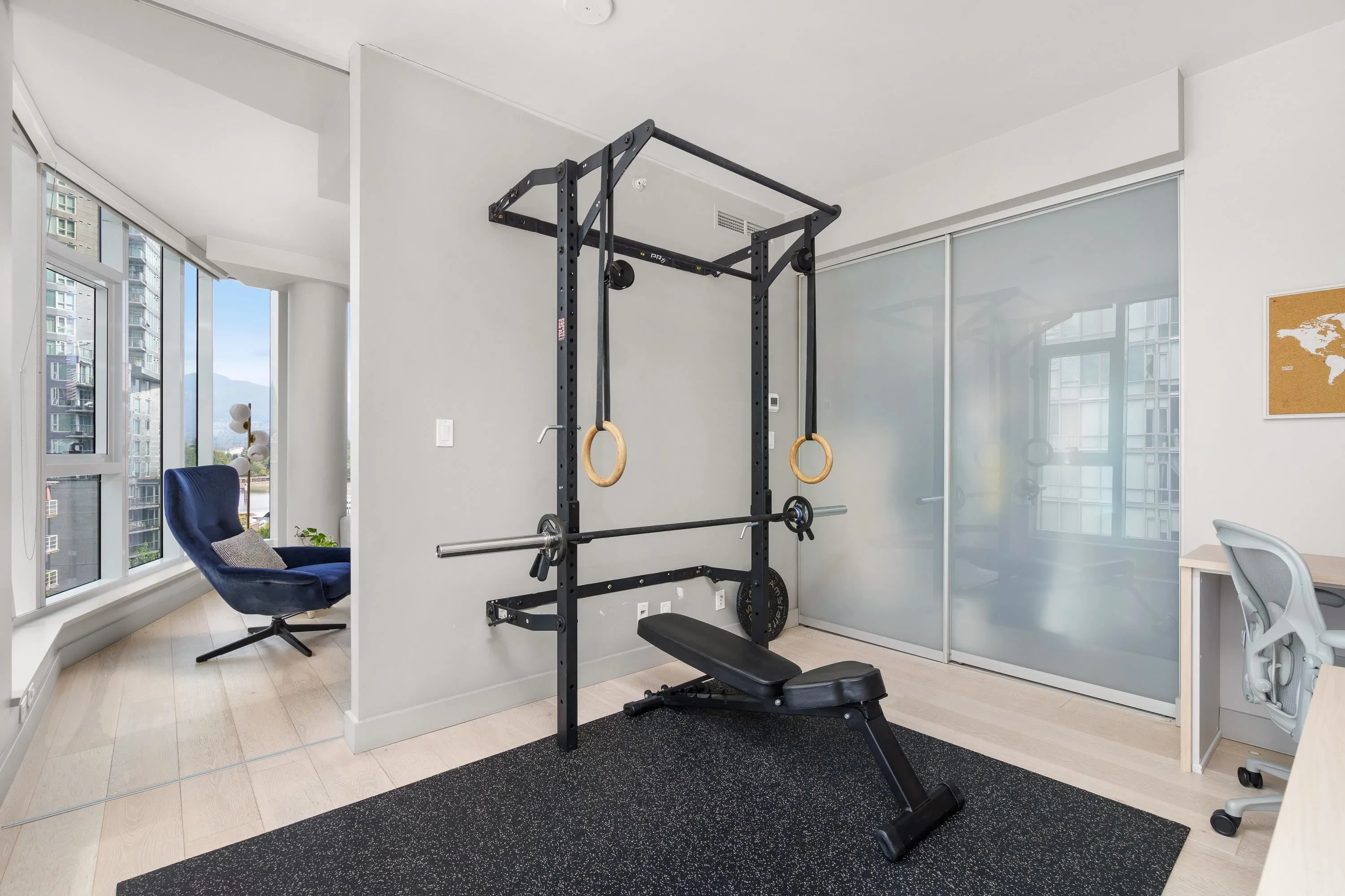 601 1499 W Pender Street