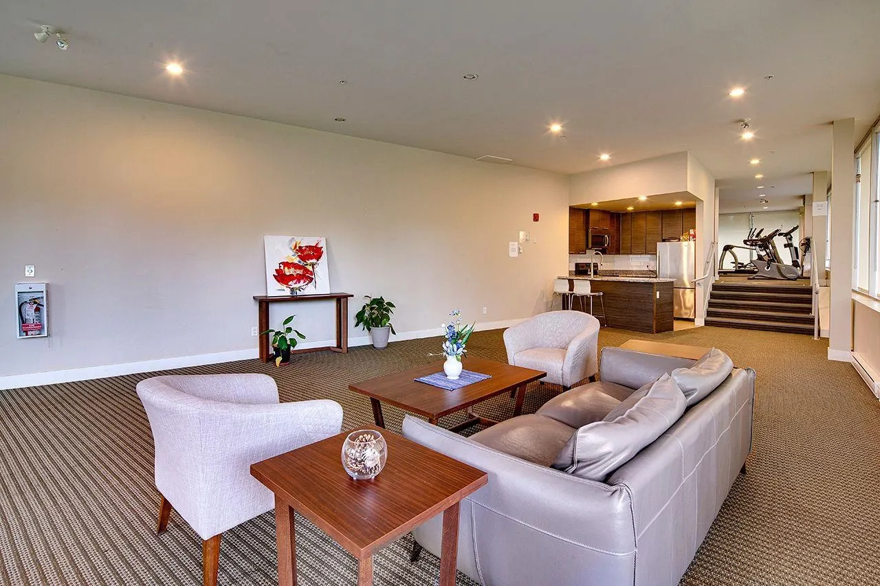 106 7377 14th Avenue