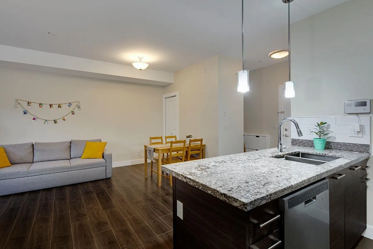 106 7377 14th Avenue