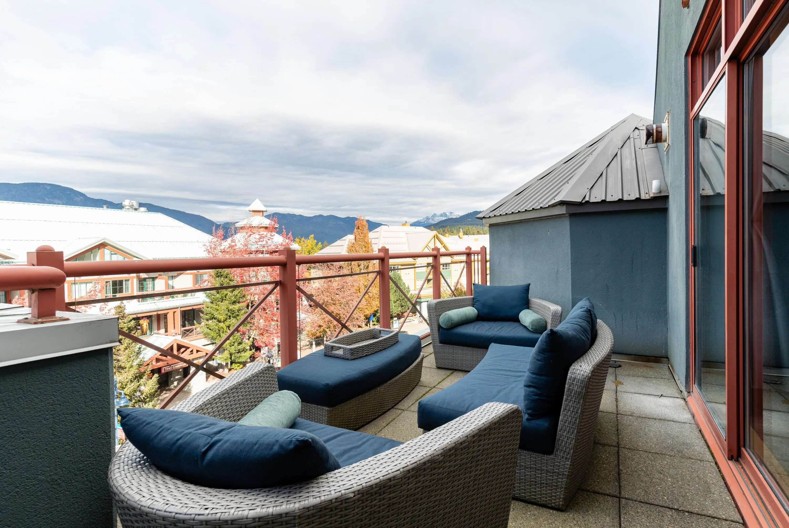 420 4369 Main Street