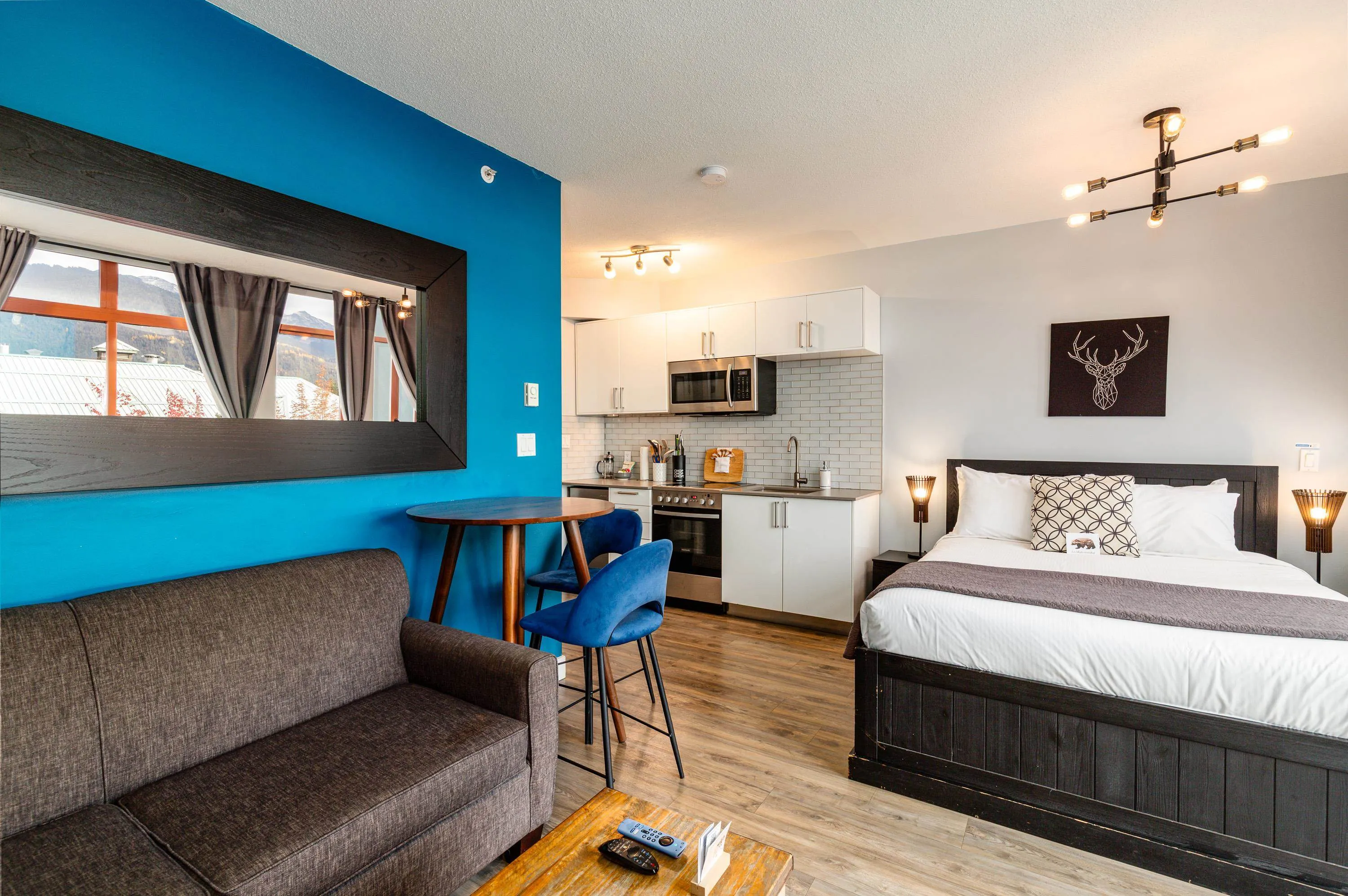 420 4369 Main Street