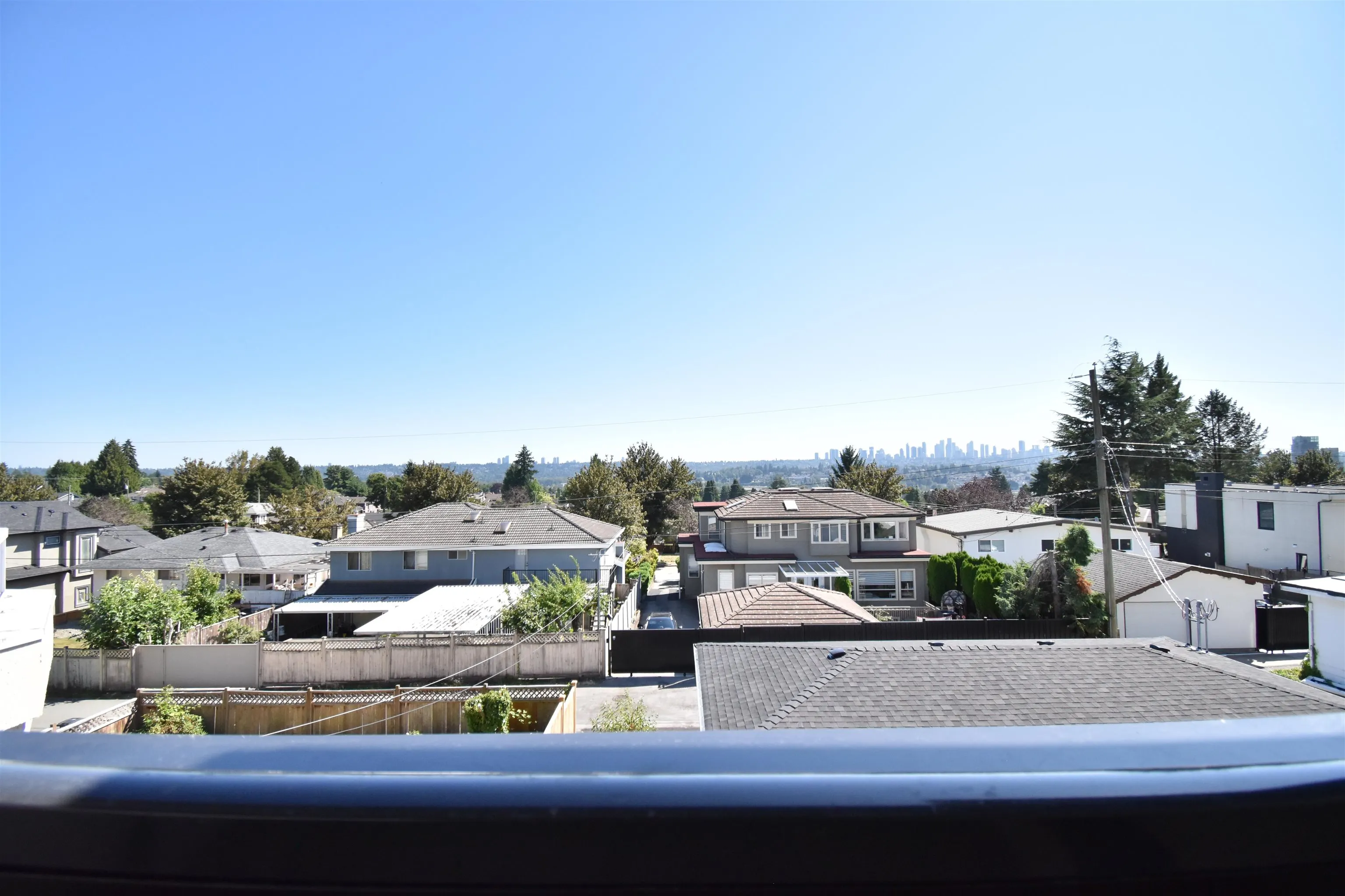 6252 Kitchener Street