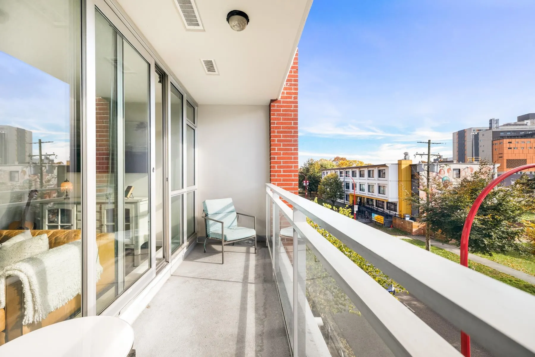 318 221 Union Street