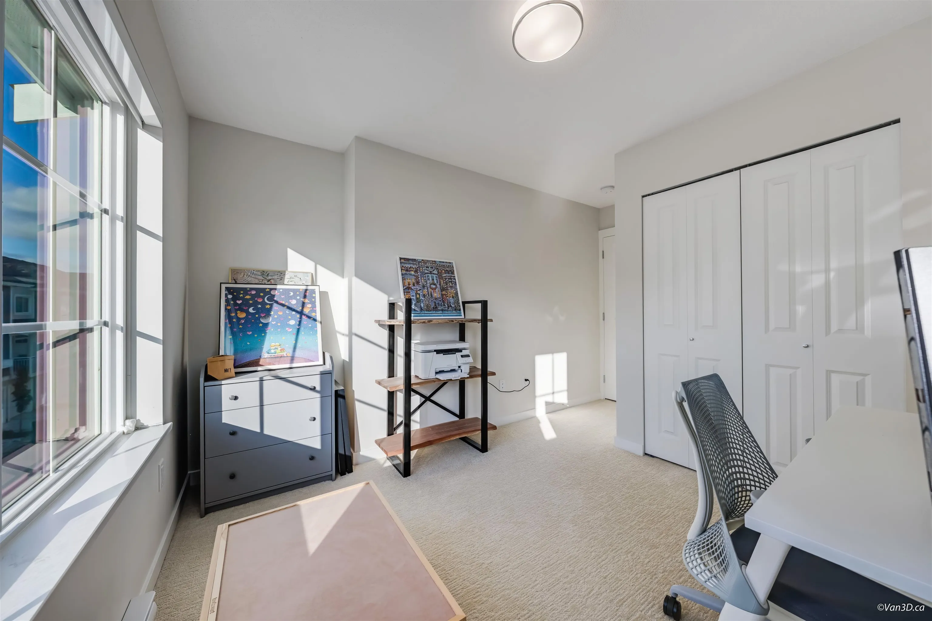 16 5311 Admiral Way