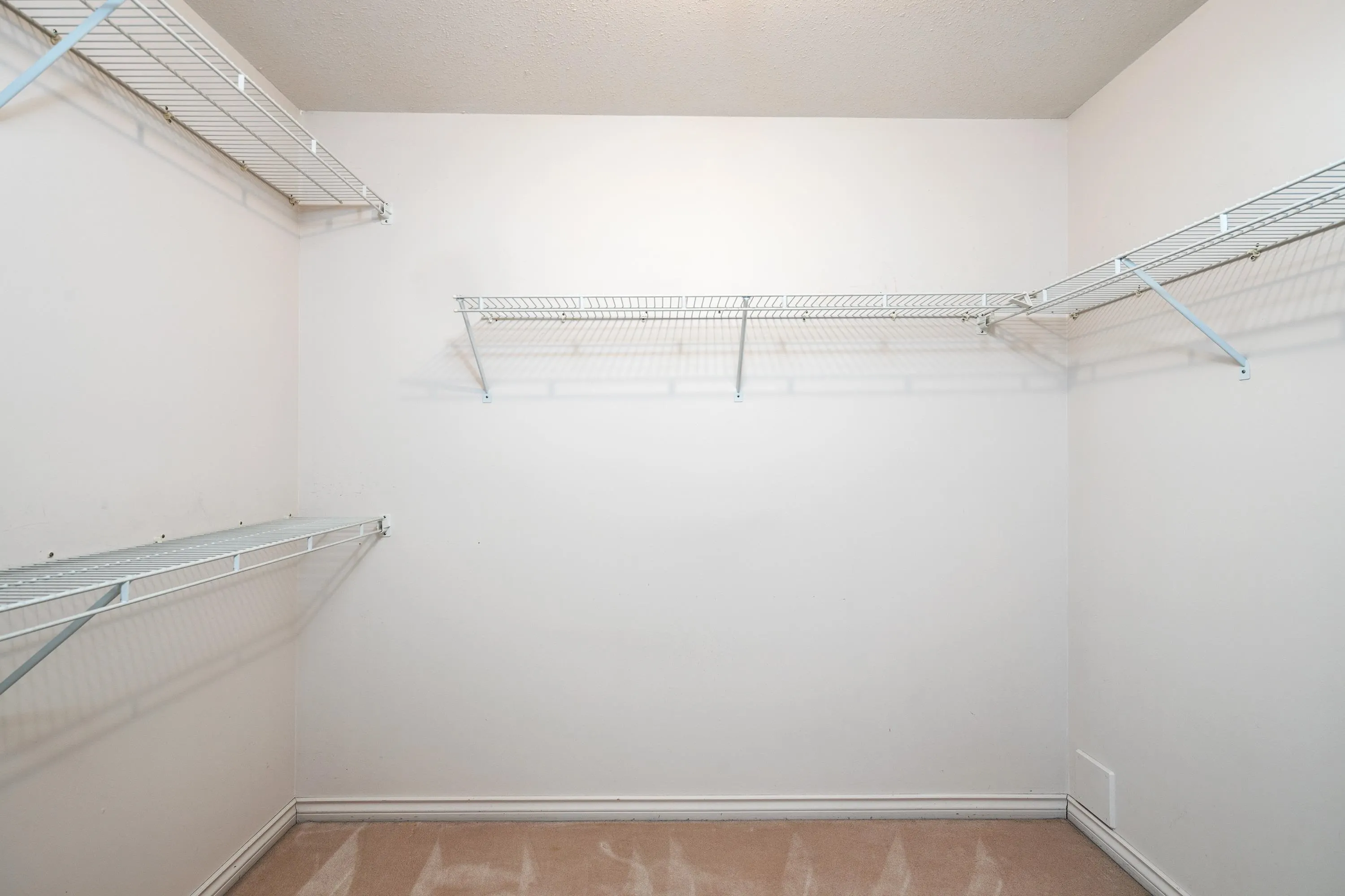 20 9311 Dayton Avenue