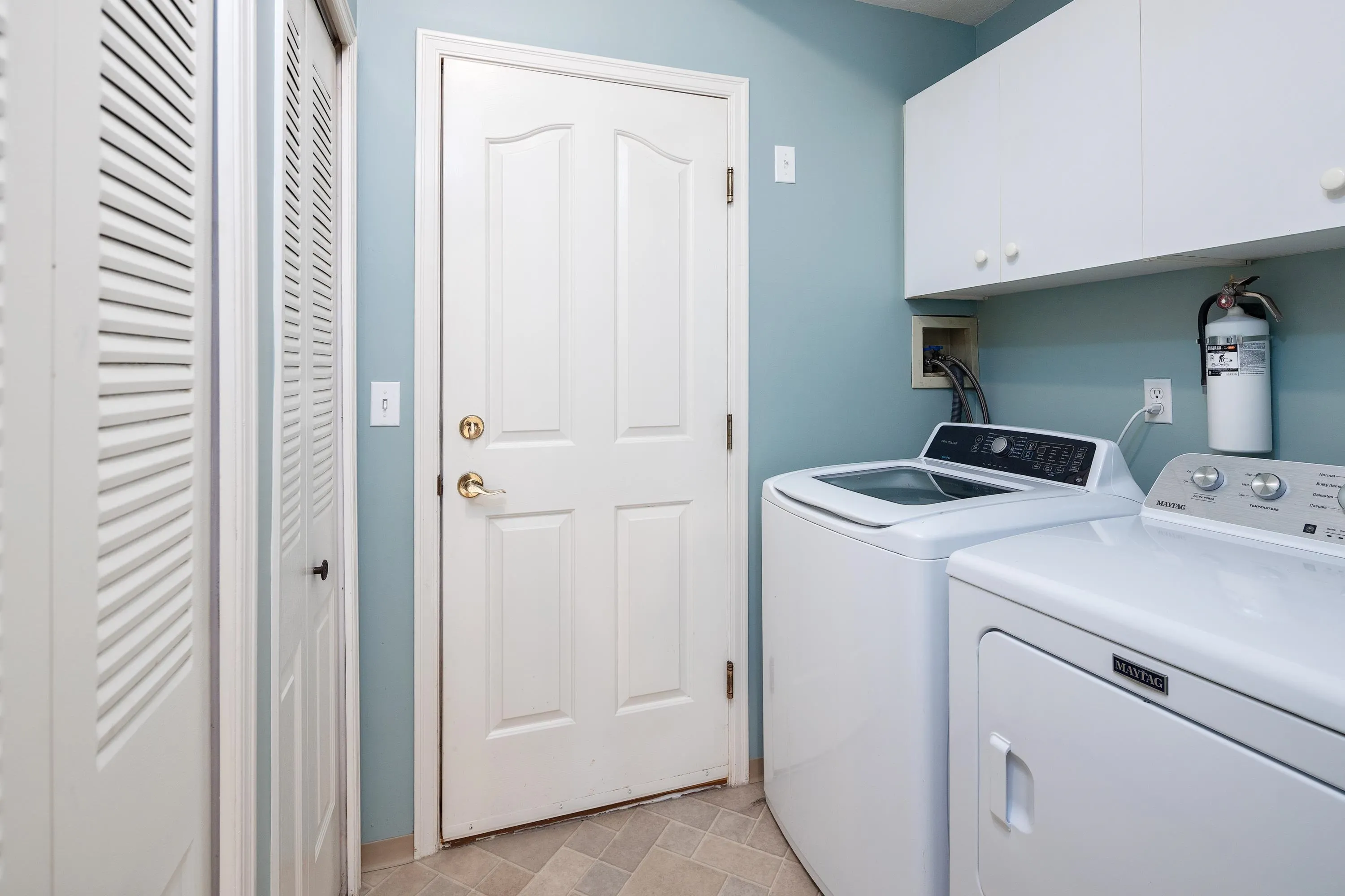 20 9311 Dayton Avenue