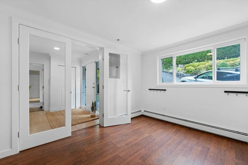 727 Crystal Court