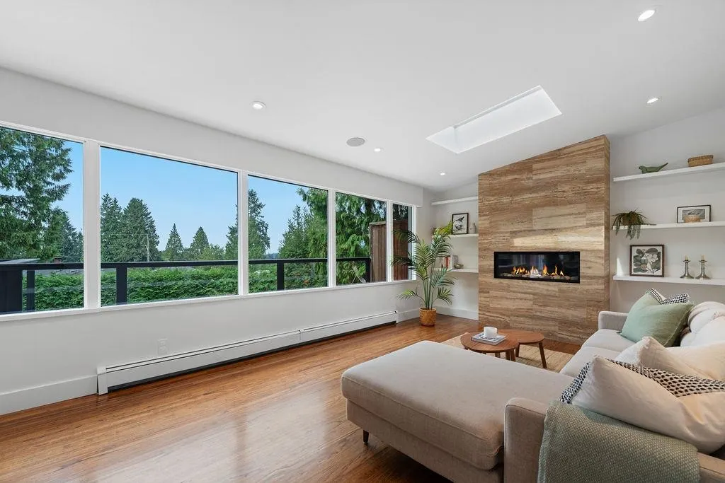 727 Crystal Court