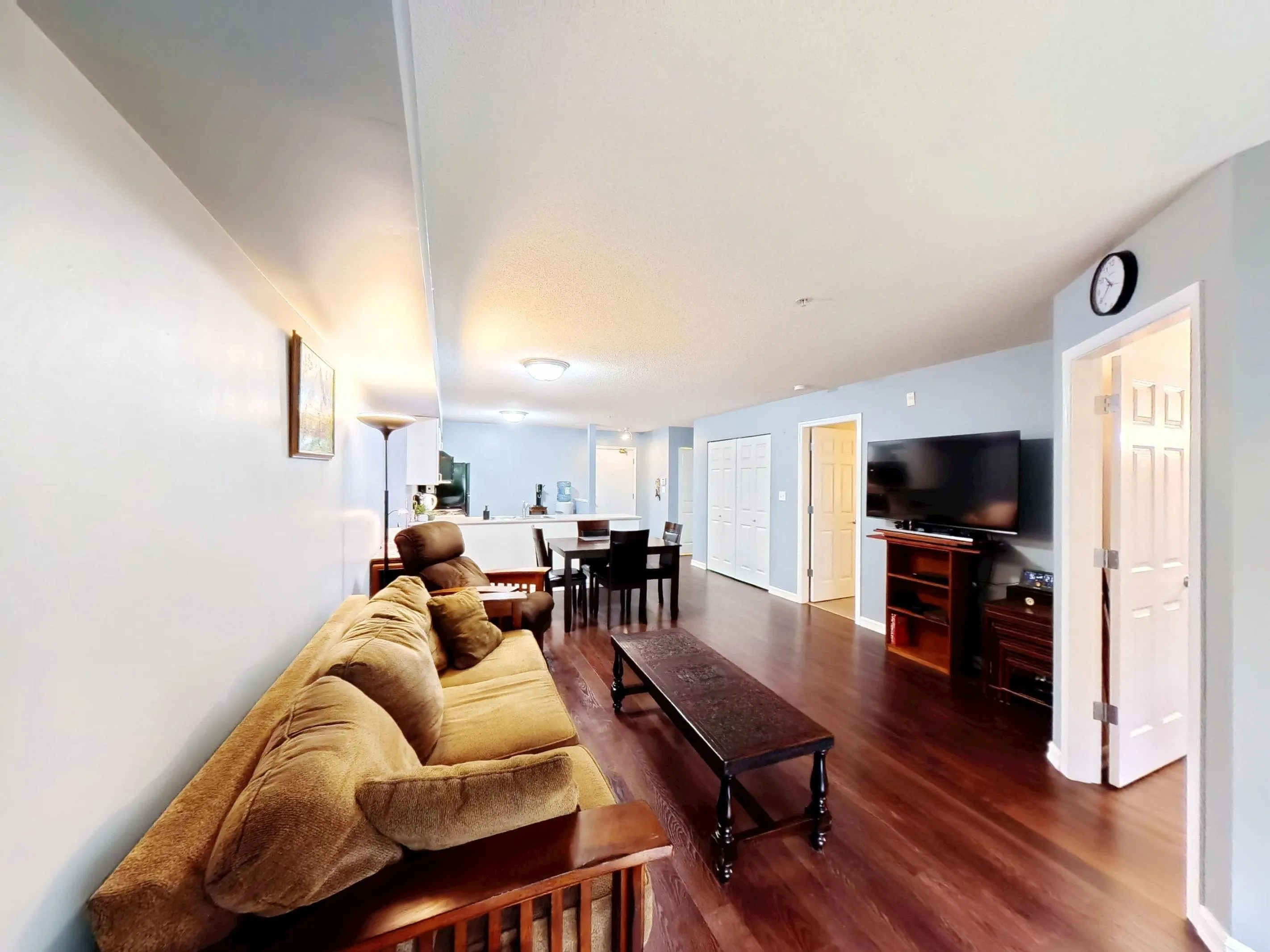 102 12130 80 Avenue