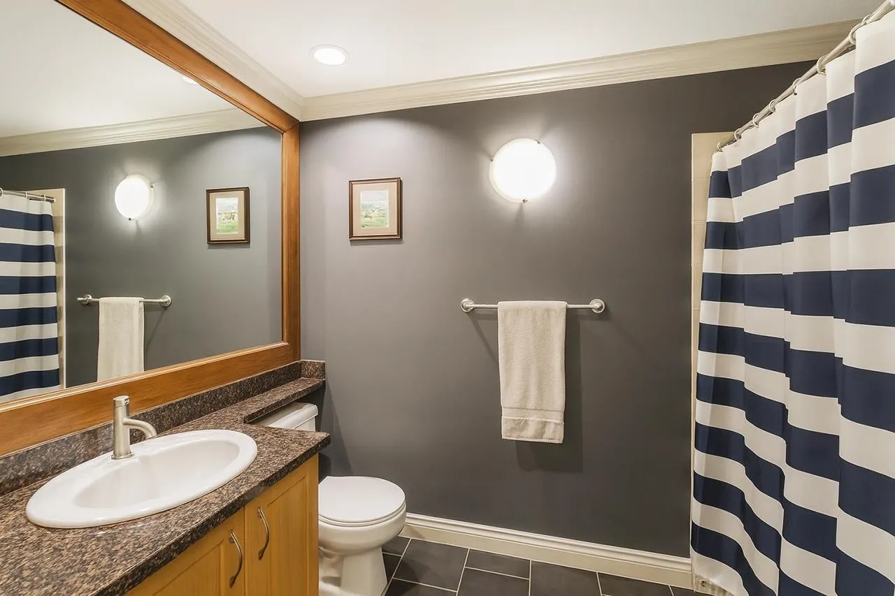 317 580 Raven Woods Drive