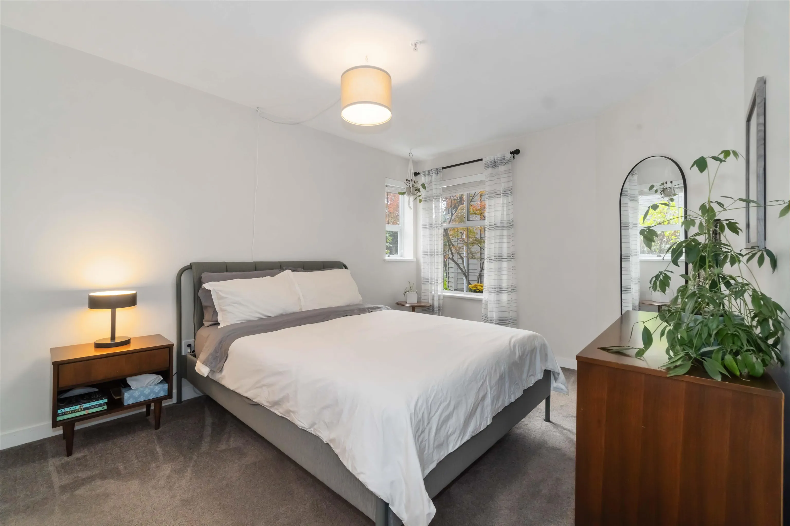 310 1000 Bowron Court