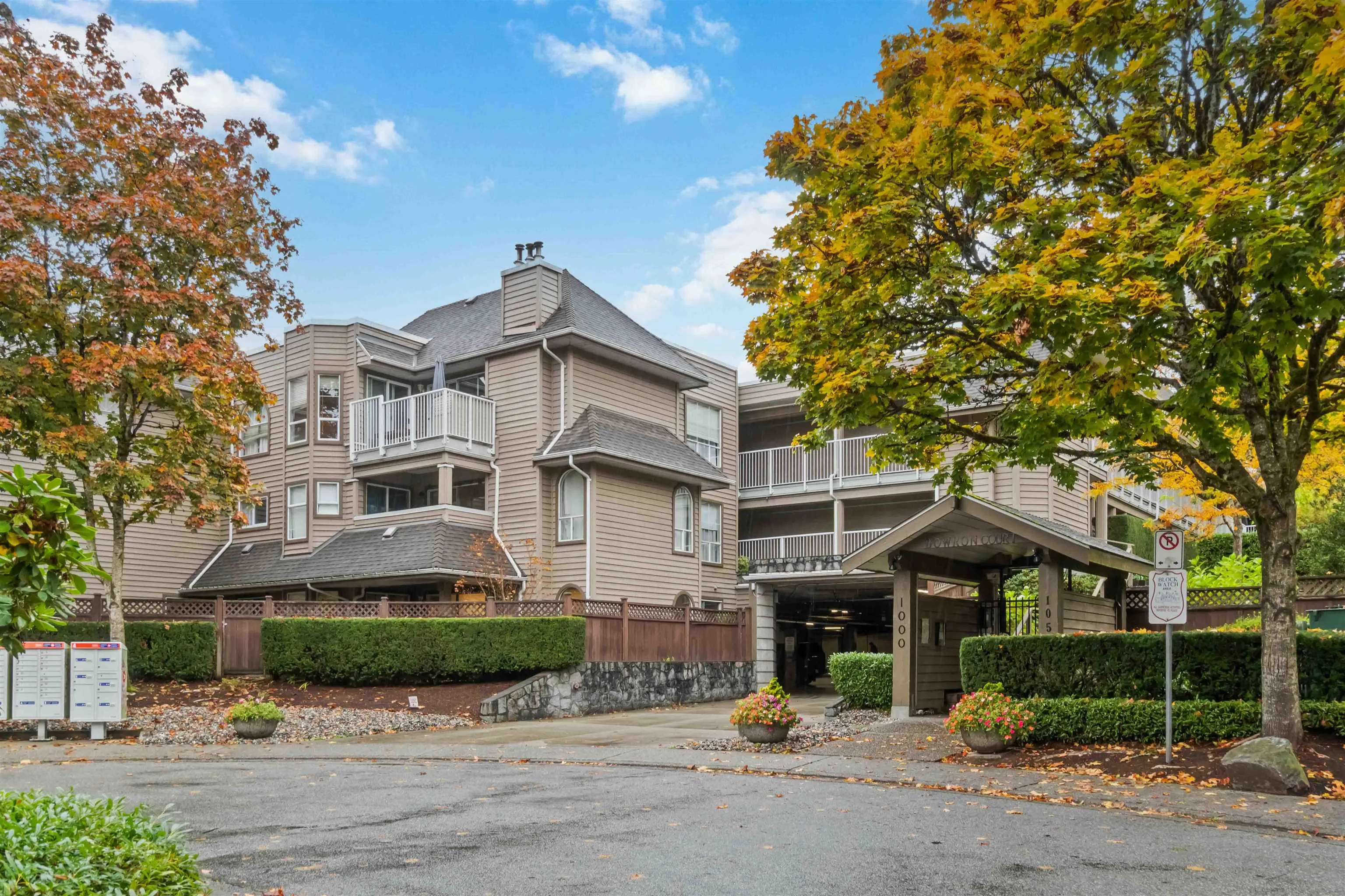 310 1000 Bowron Court