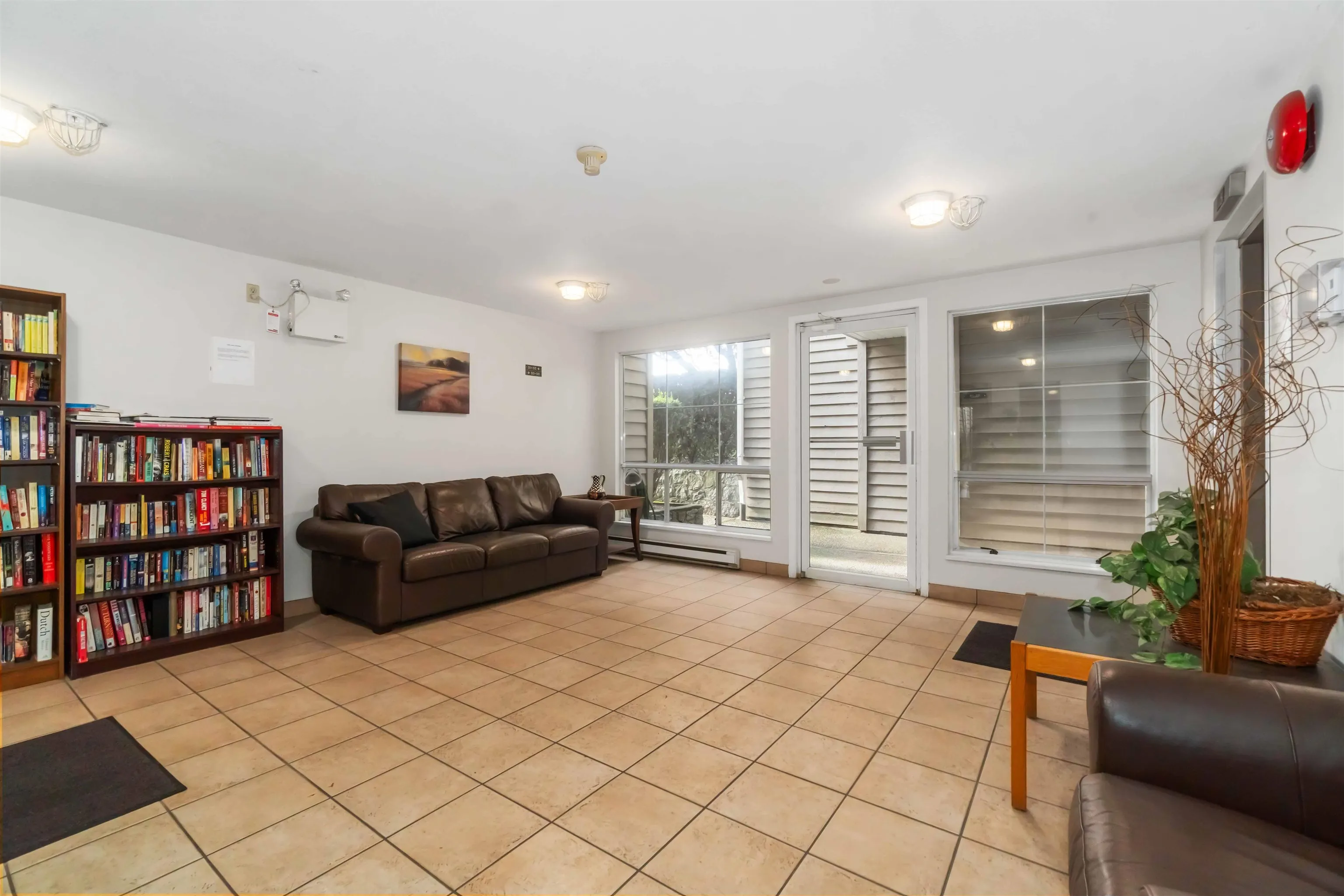 310 1000 Bowron Court