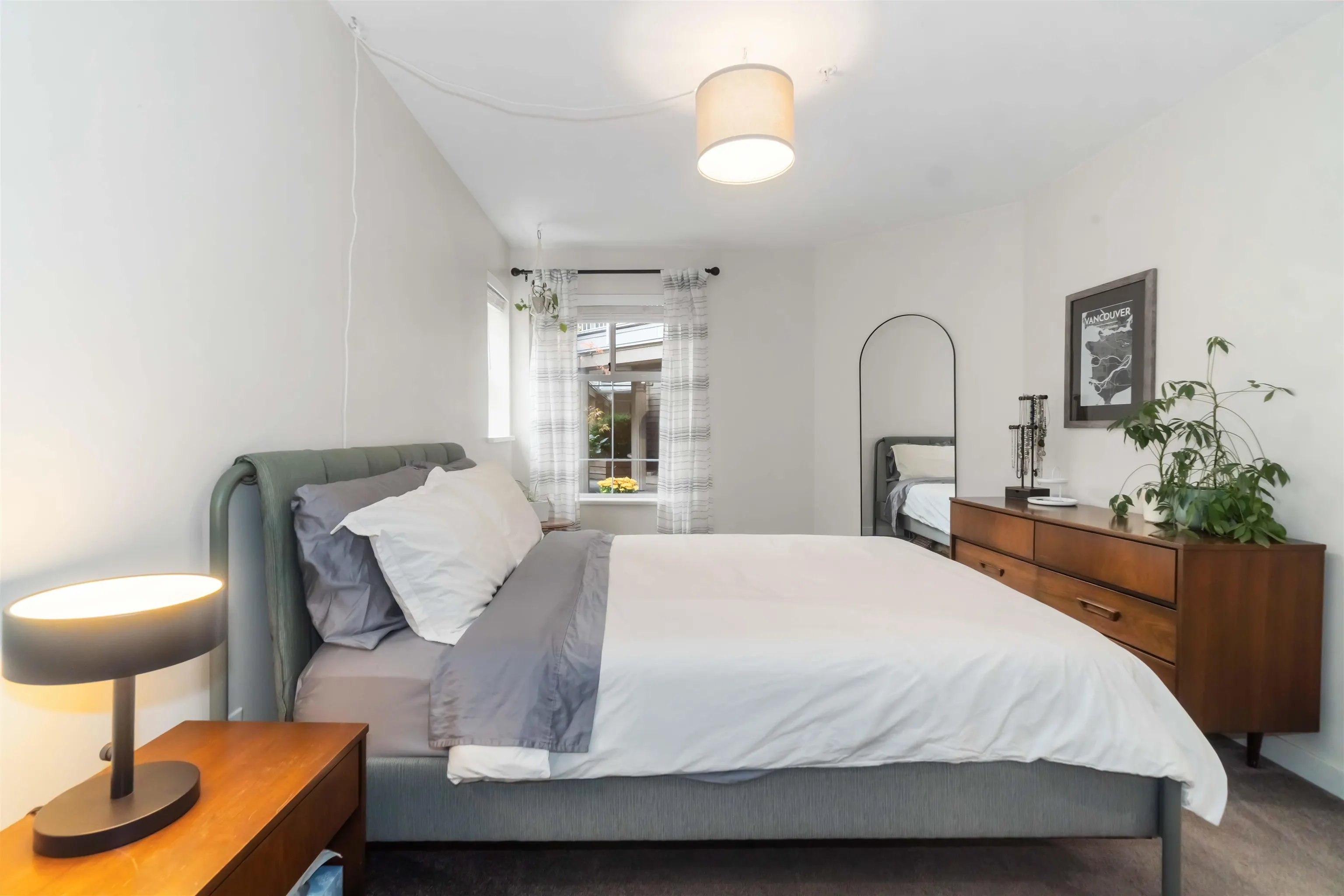 310 1000 Bowron Court