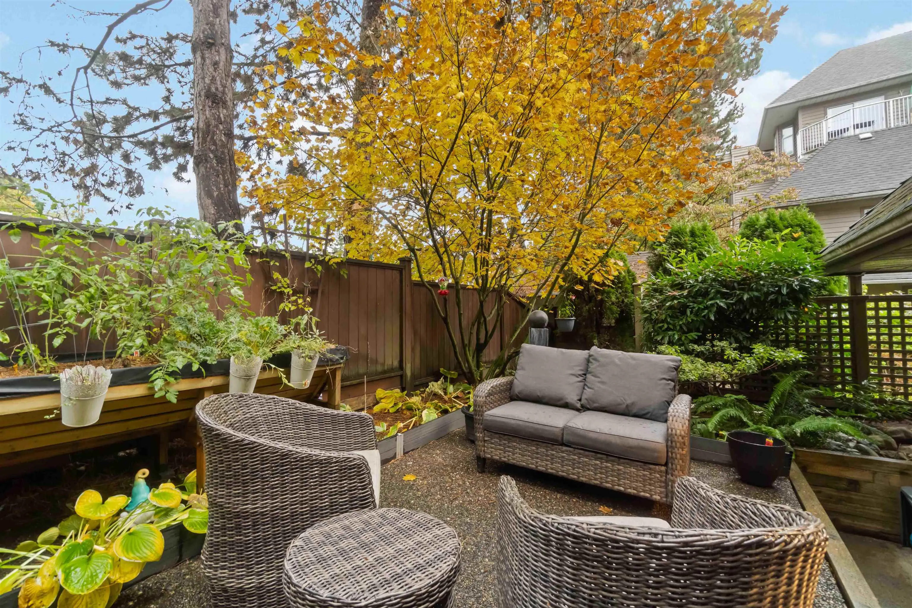 310 1000 Bowron Court