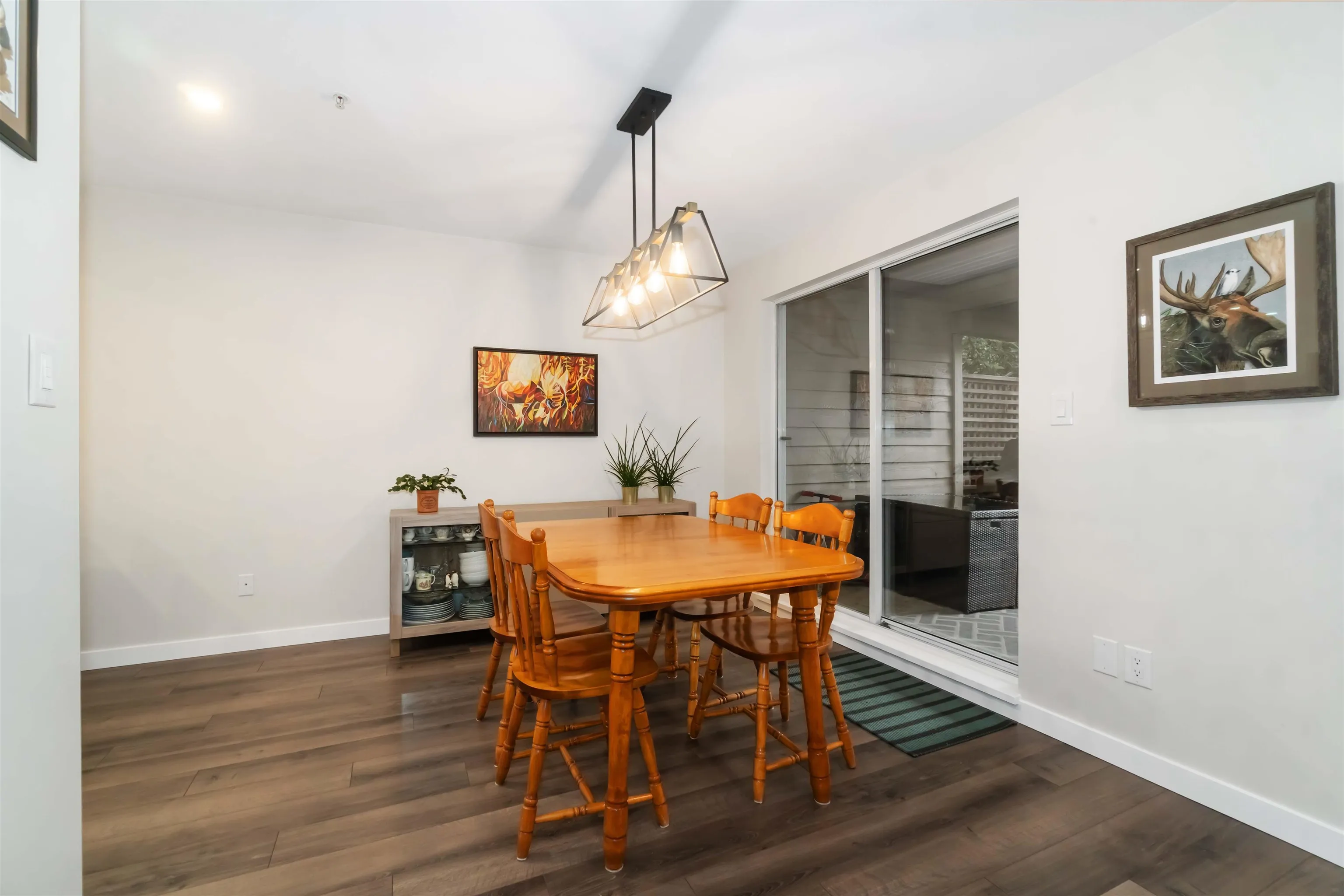 310 1000 Bowron Court