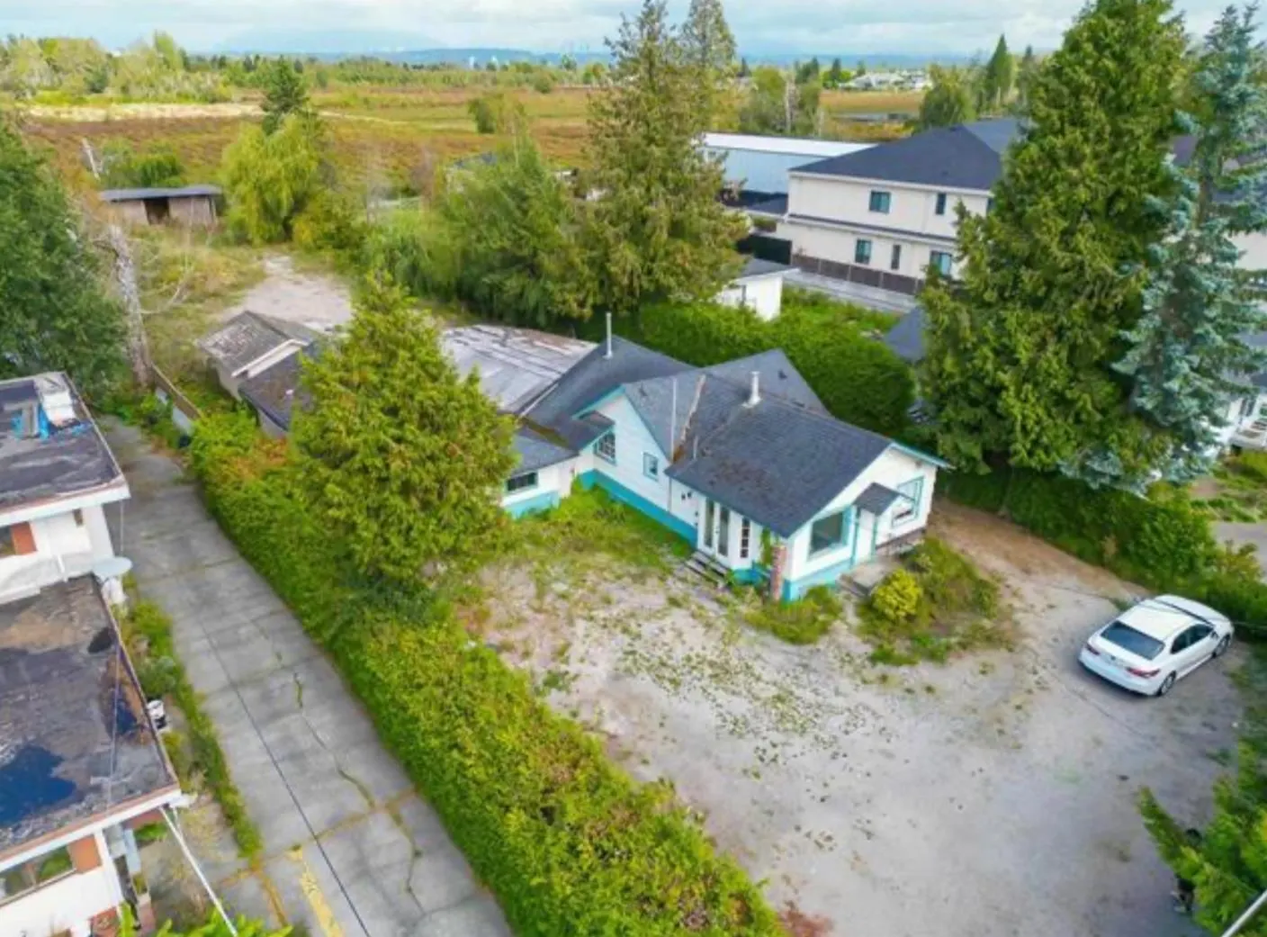13331 Blundell Road