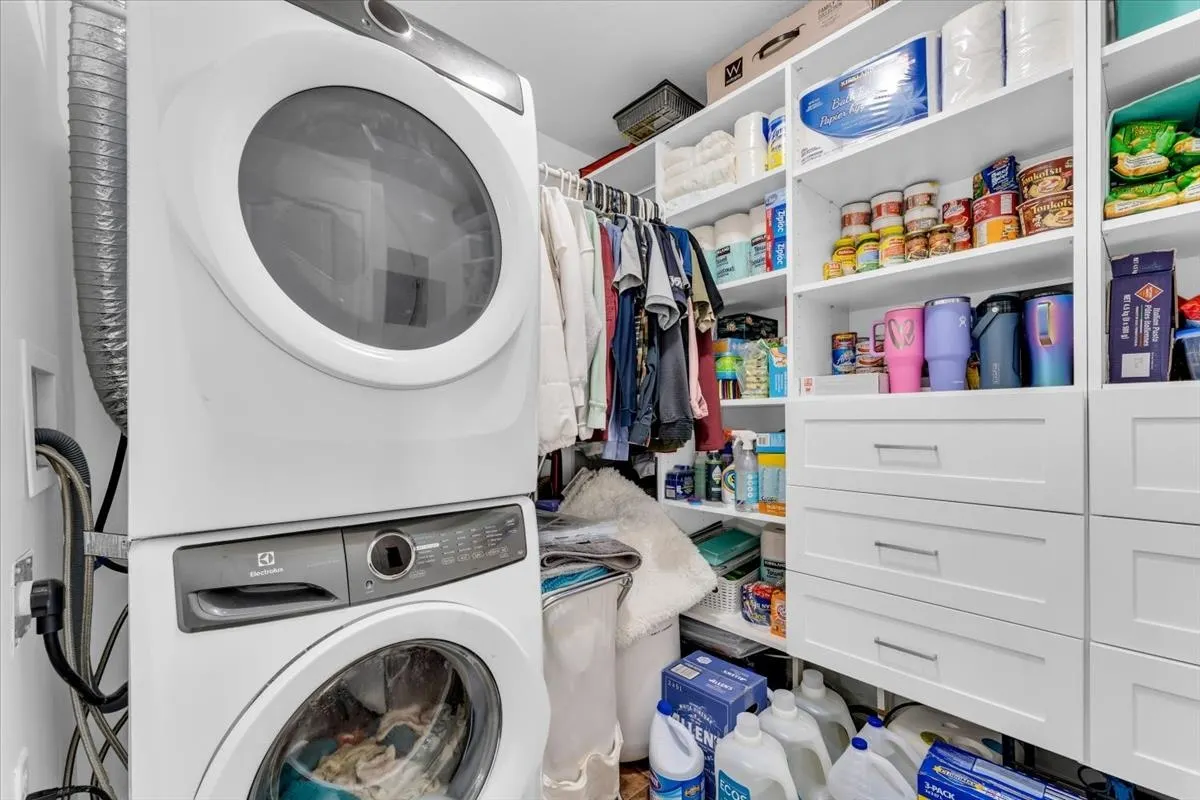 103 45753 Stevenson Road