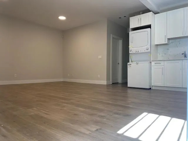 B 4643 Wesley Drive