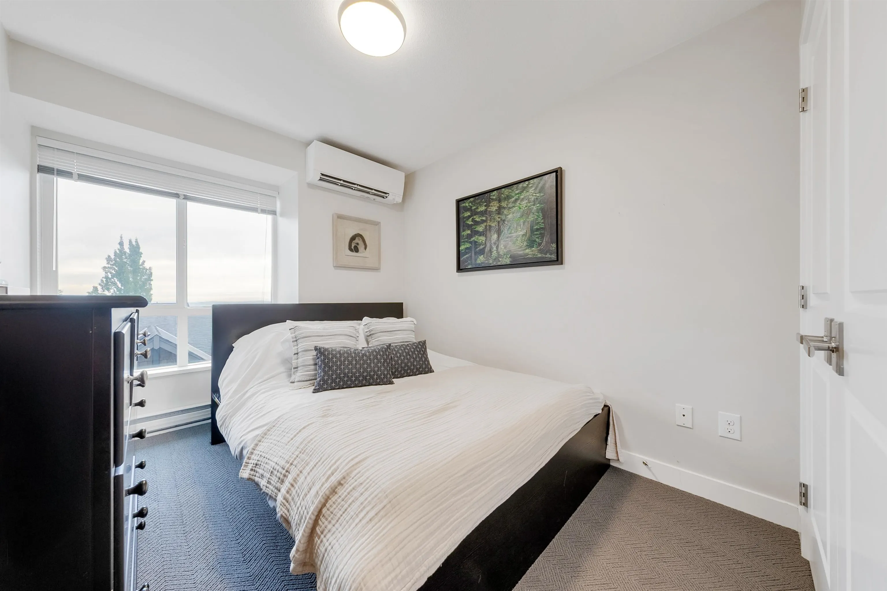 150 1460 Southview Street