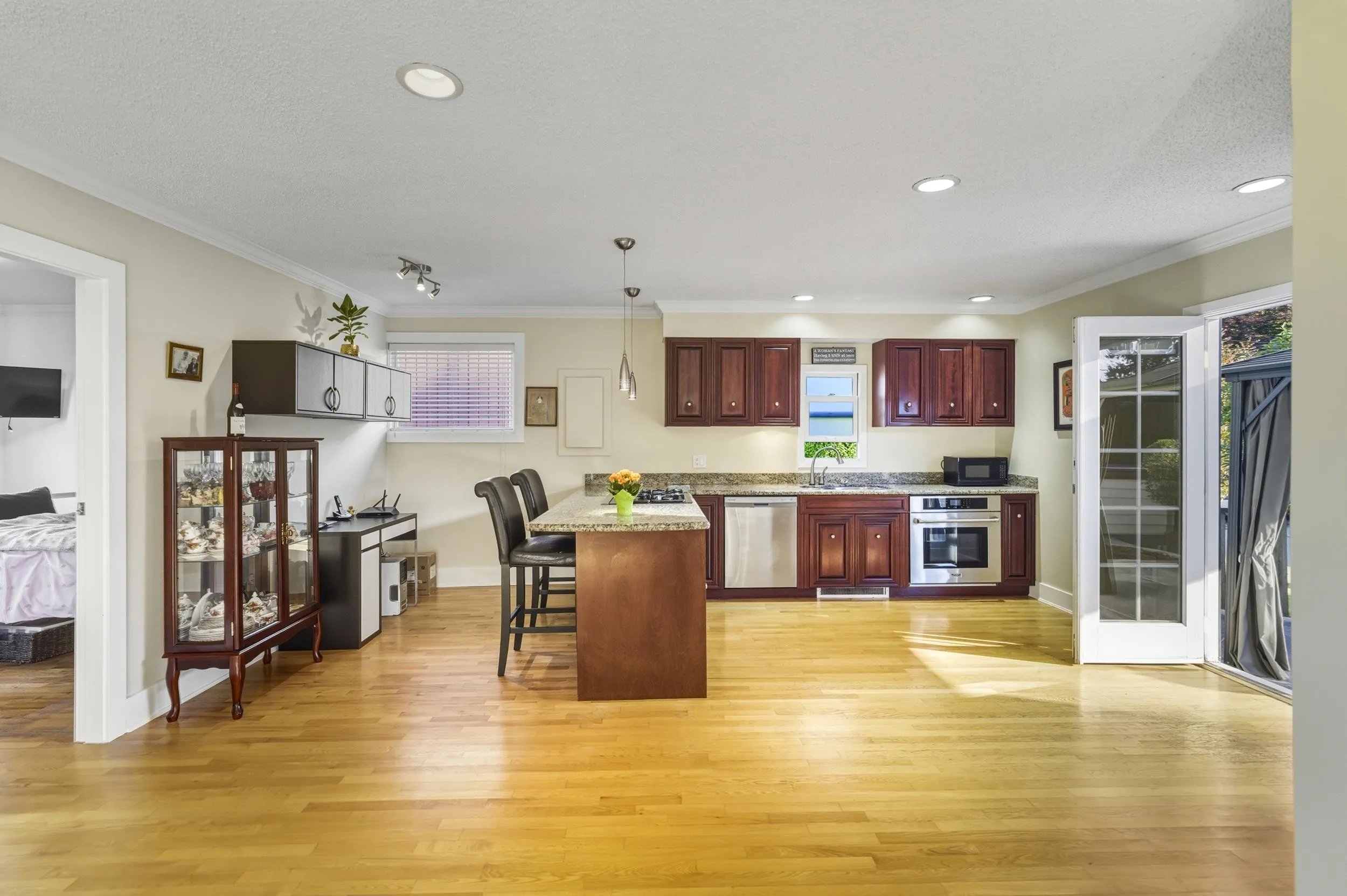 715 Kilkeel Place