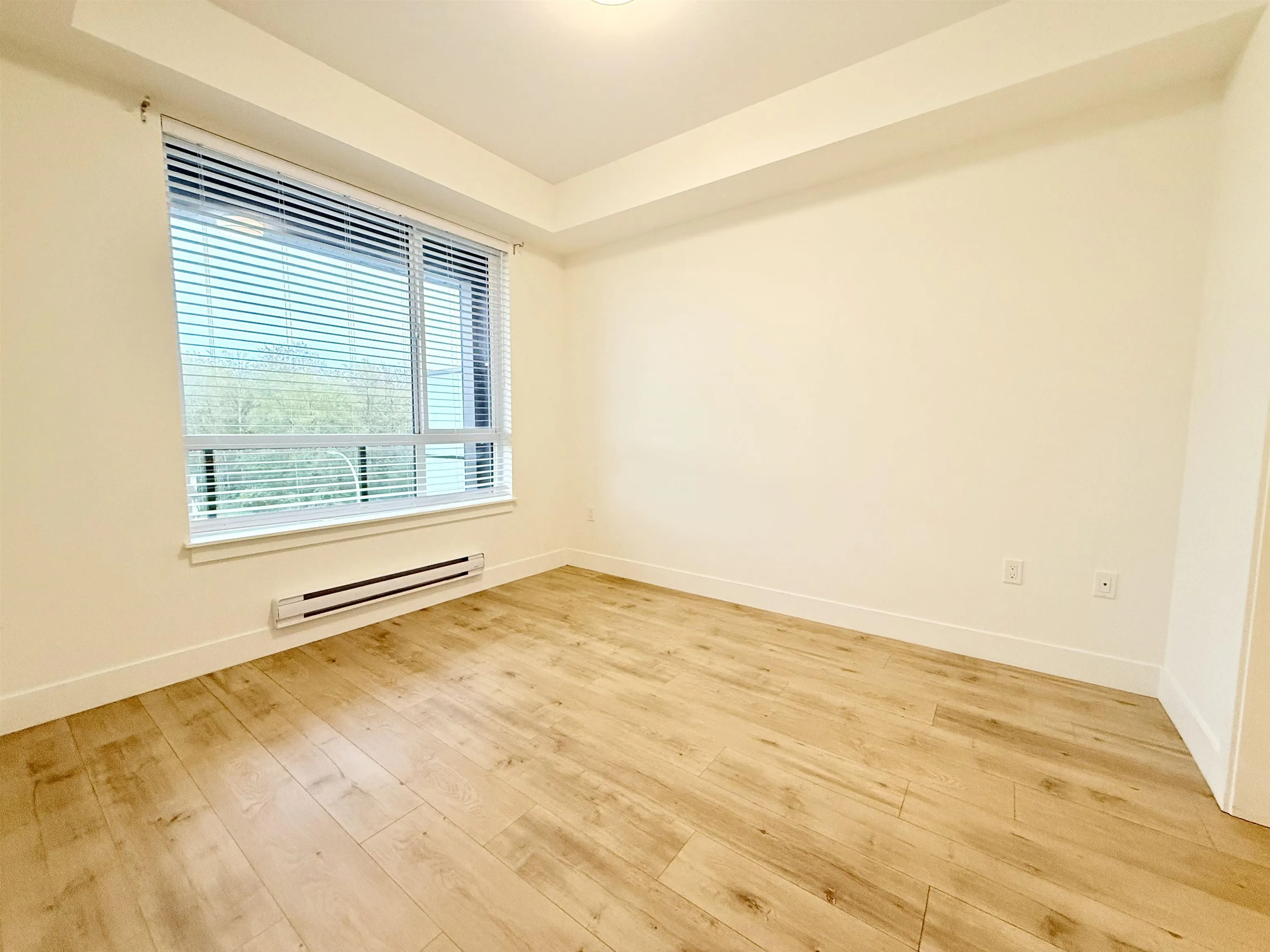 413 7506 199a Street